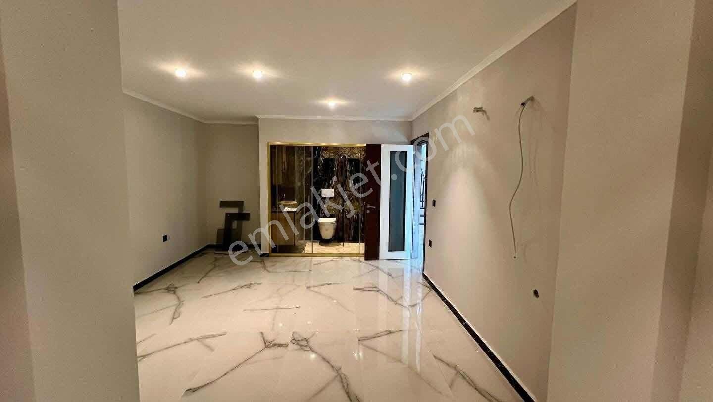 350m2 Arsa İçinde 5+1 Açık Teras Havuz Otopark Tam Müstakil - Görsel 8