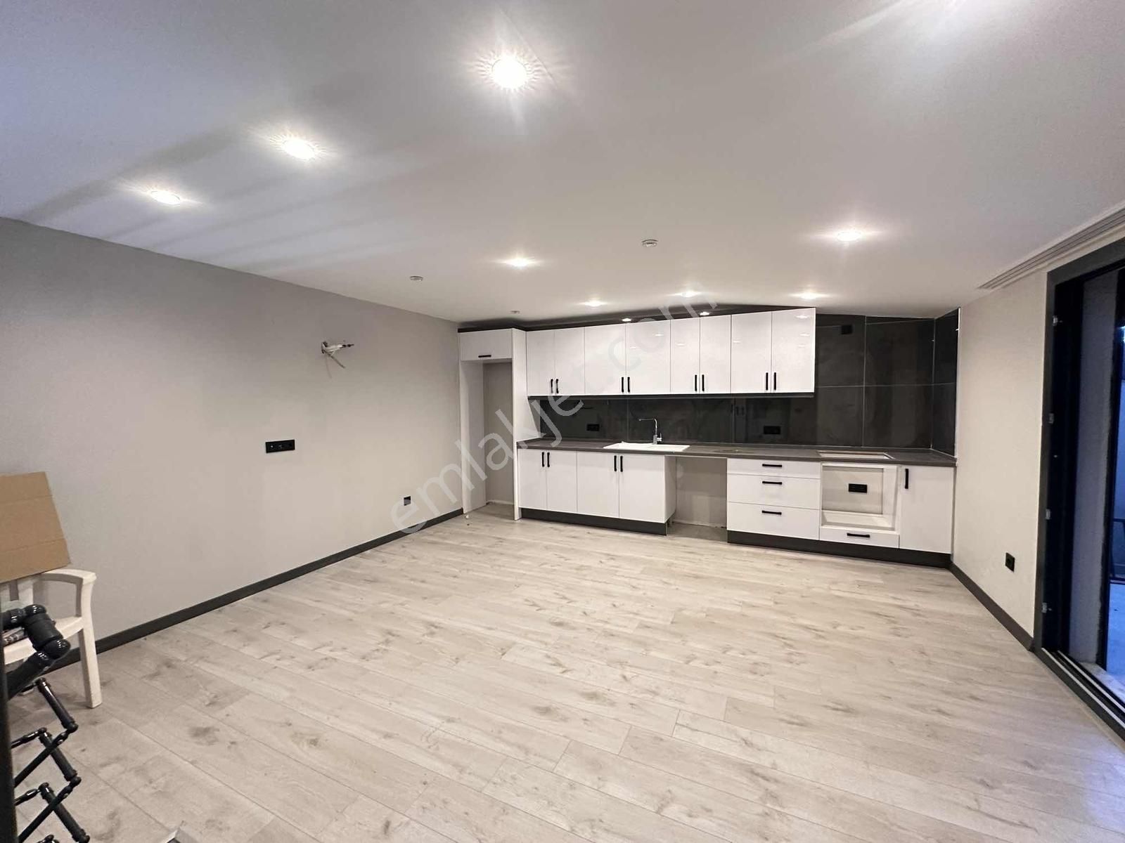 Hisar Mahallesinde 3+1 Ön Cephe Geniş Teras Balkonlu Sıfır Daire - Görsel 17