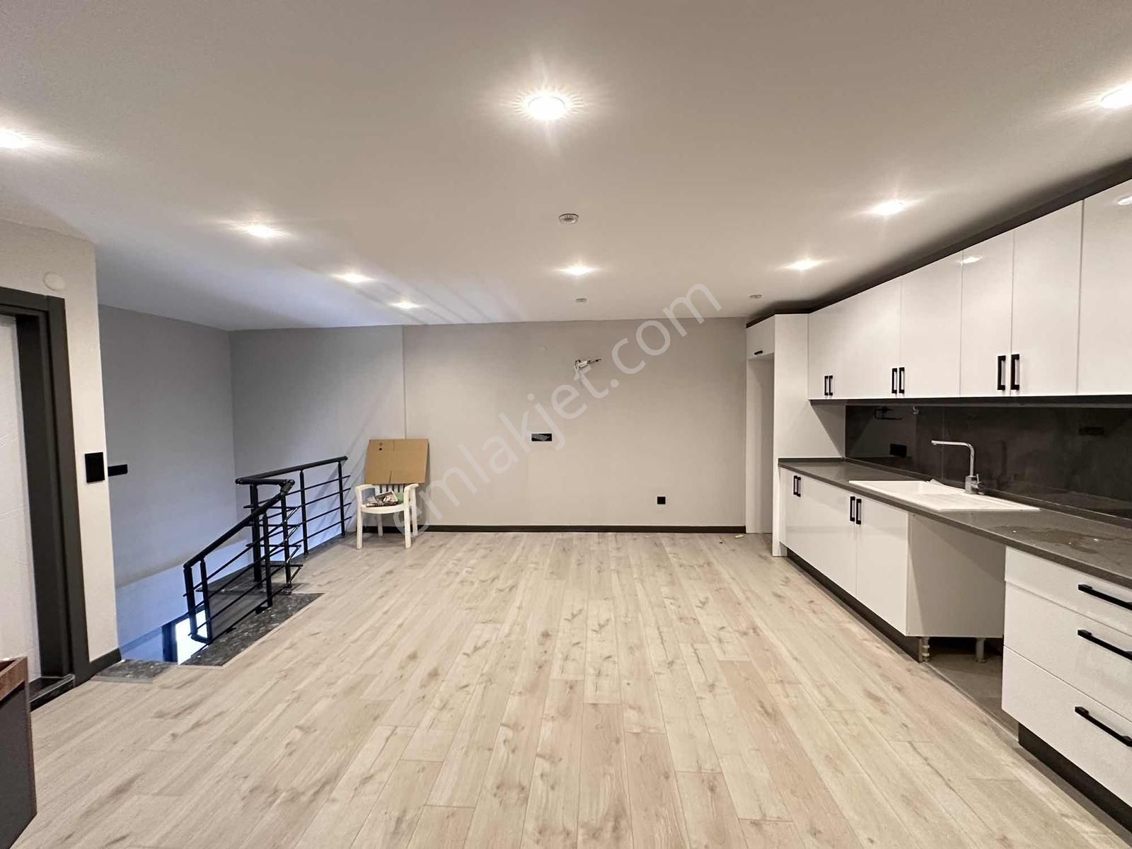 Hisar Mahallesinde 3+1 Ön Cephe Geniş Teras Balkonlu Sıfır Daire - Görsel 13