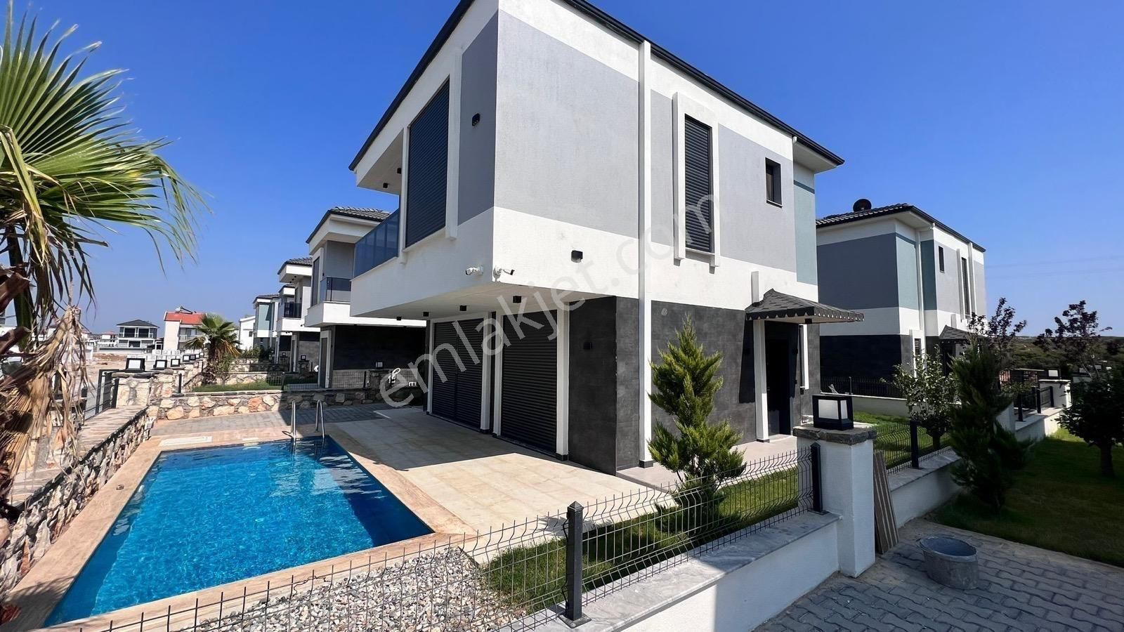 Didim Merkezde Satılık Müstakil Havuzlu Villa - Görsel 6