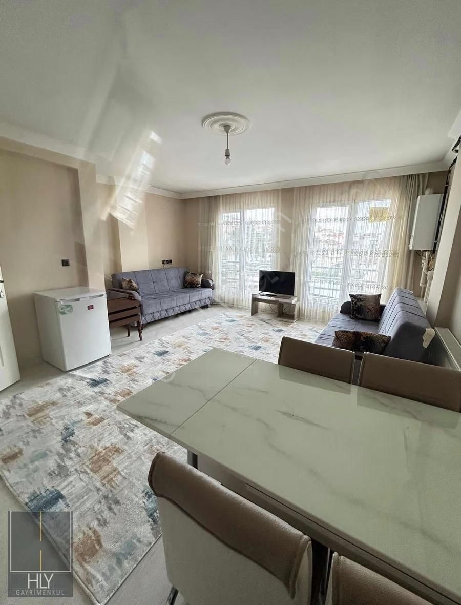 Sütlüce Mah.de Soma Caddesi Yanı Eşyalı Kiralık 1+1 Daire