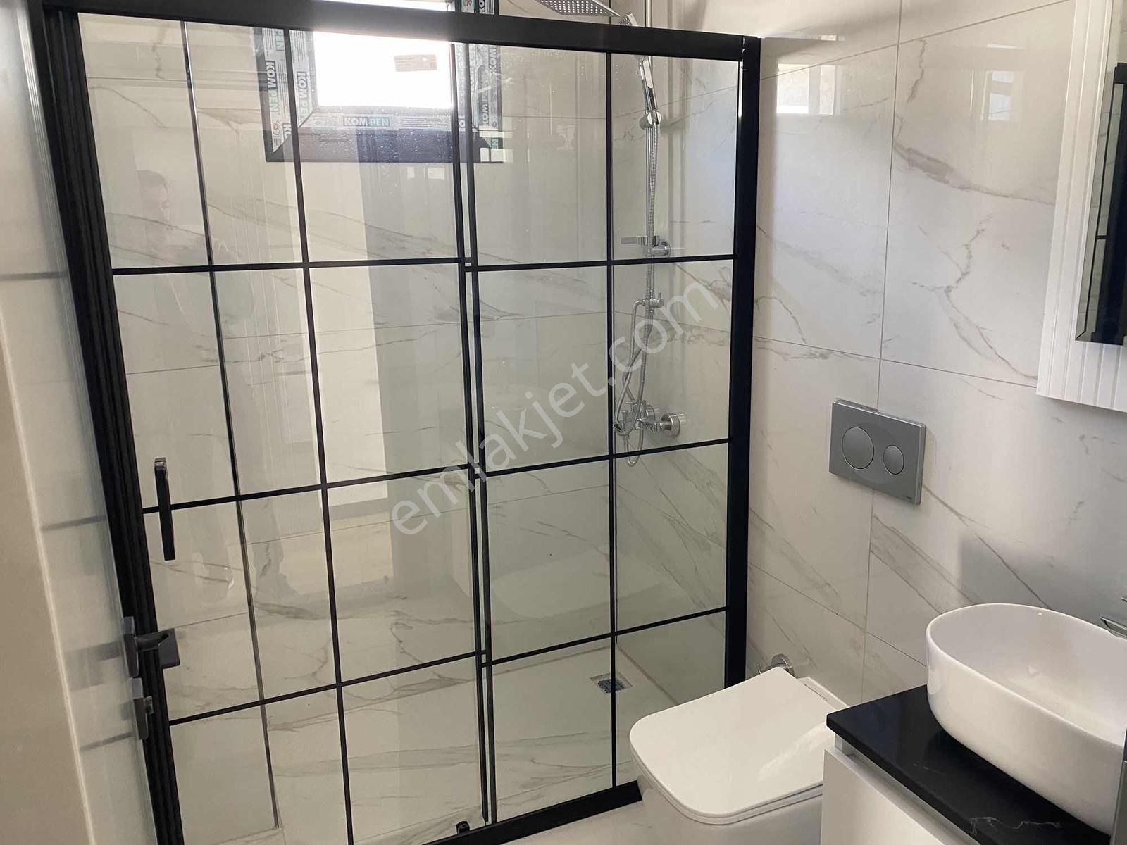 250m2 Arsa Tam Müstakil 3+1 Ayrı Mutfak Havuzlu Otoparklı Villa - Görsel 19