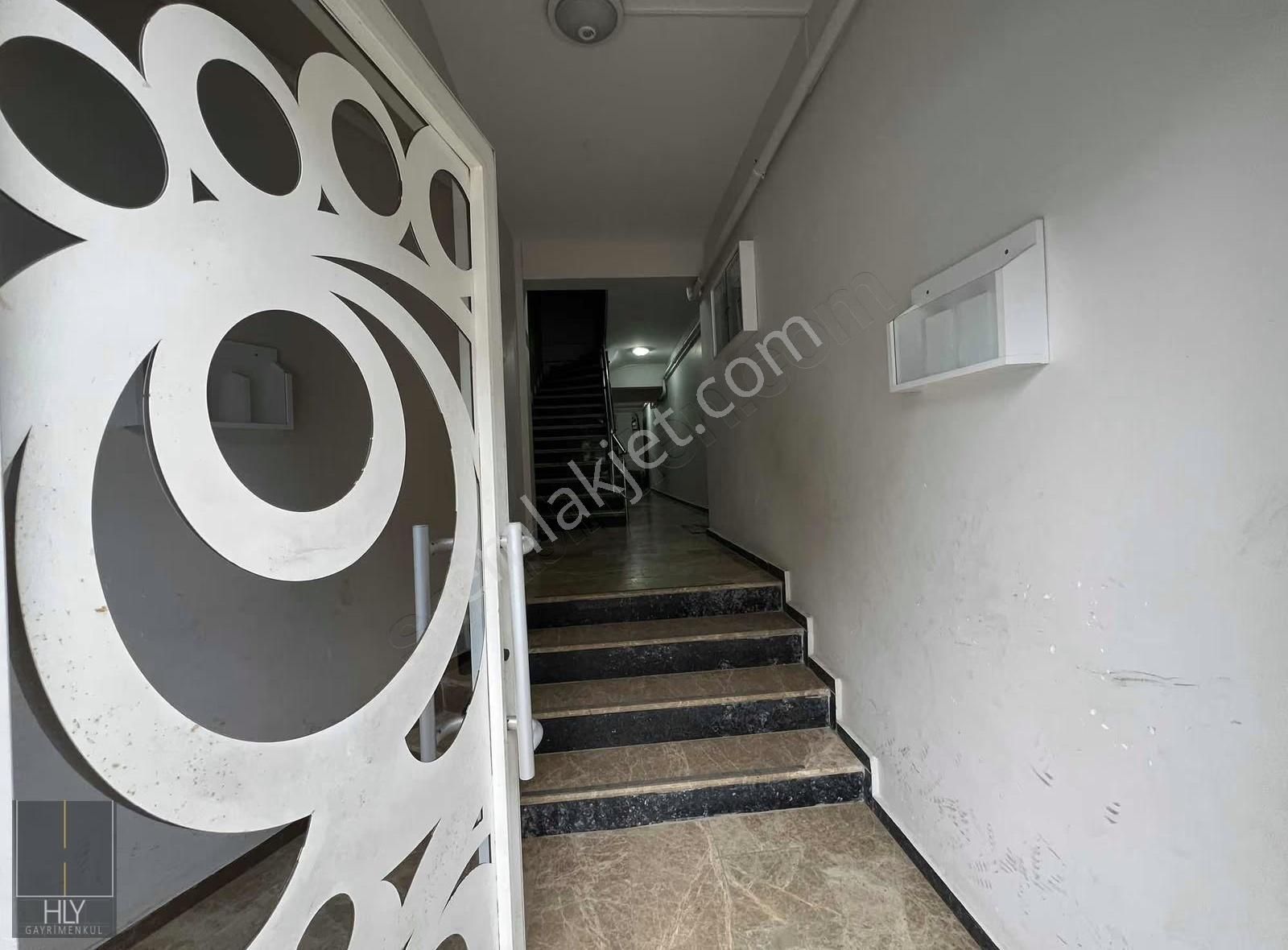 Hly Gayrimenkul'den Plevne Mahallesinde 2+1 Kiralık Daire - Görsel 8