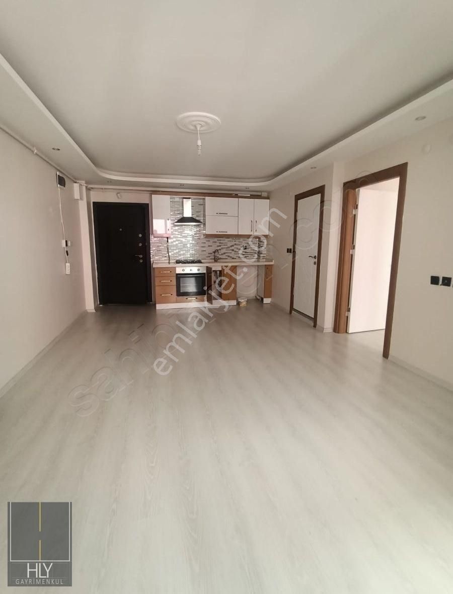Hly Gayrimenkulde Plevne Mah.eşyasız Kiralık 1+1 Daire