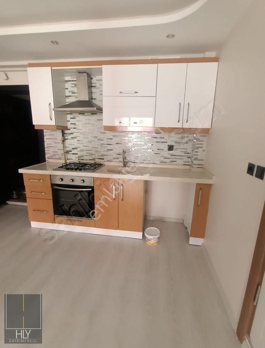 Hly Gayrimenkulde Plevne Mah.eşyasız Kiralık 1+1 Daire - Görsel 3