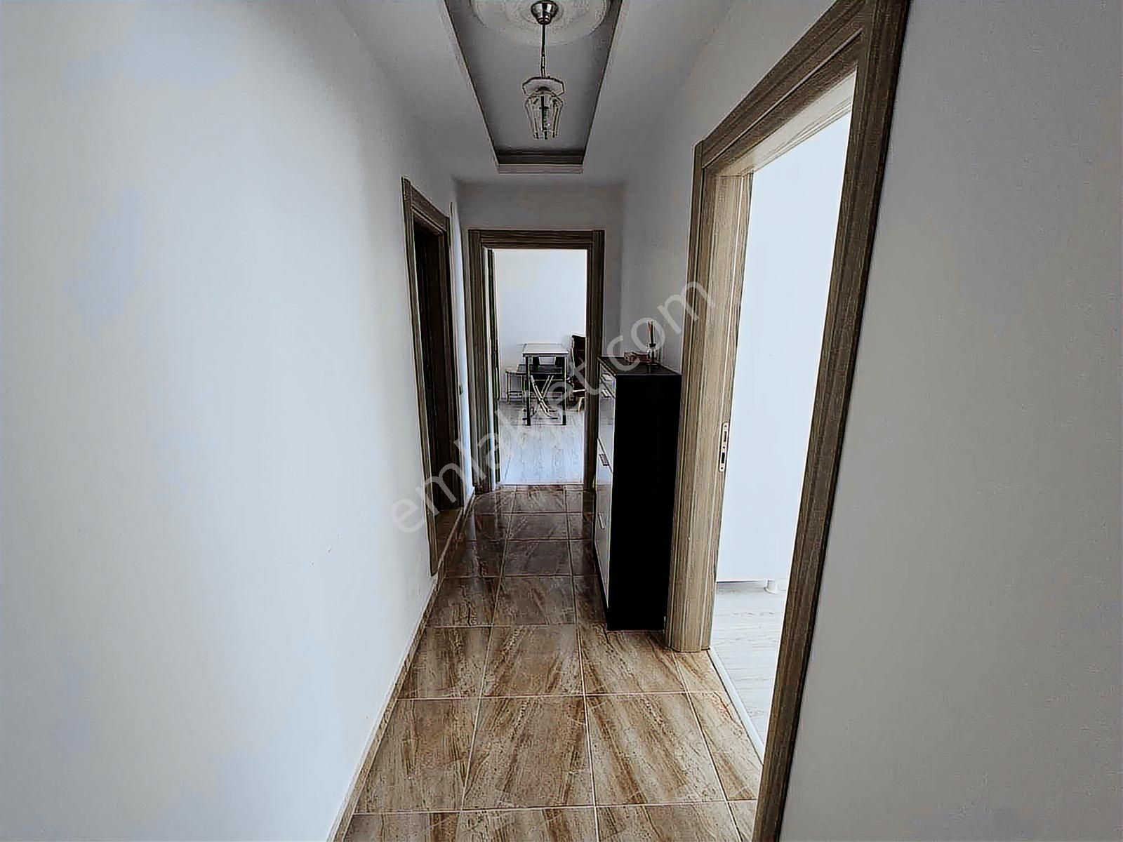 Efeler Mahallesinde Ön Cephe Full Eşyal 1+1 Daire - Görsel 4