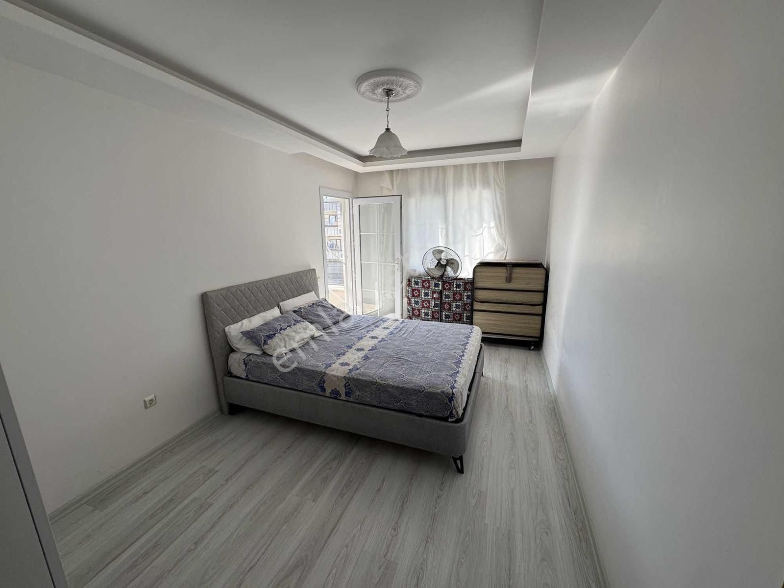 Efeler Mahallesinde Ön Cephe Full Eşyal 1+1 Daire - Görsel 6