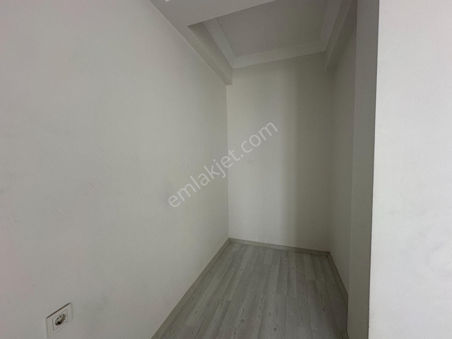 Sultanbeyli Necip Fazıl Mahallesi Geniş Ferah 2+1 Kiralık Daire - Görsel 22