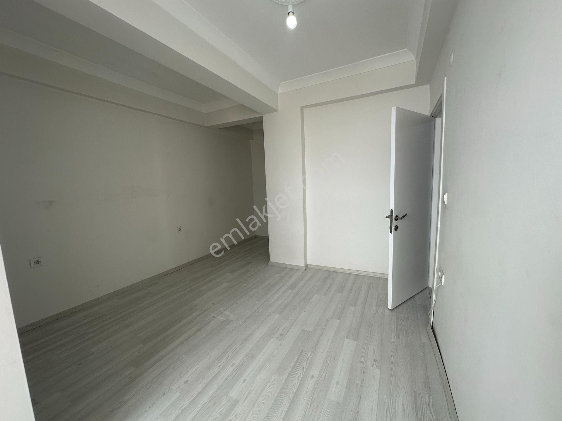 Sultanbeyli Necip Fazıl Mahallesi Geniş Ferah 2+1 Kiralık Daire - Görsel 21