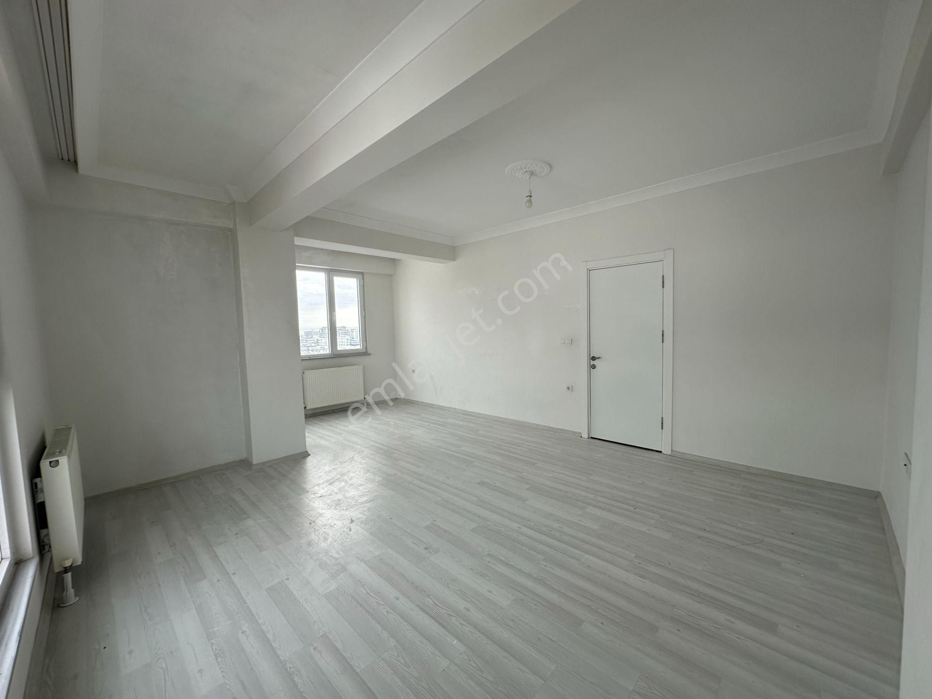 Sultanbeyli Necip Fazıl Mahallesi Geniş Ferah 2+1 Kiralık Daire - Görsel 8