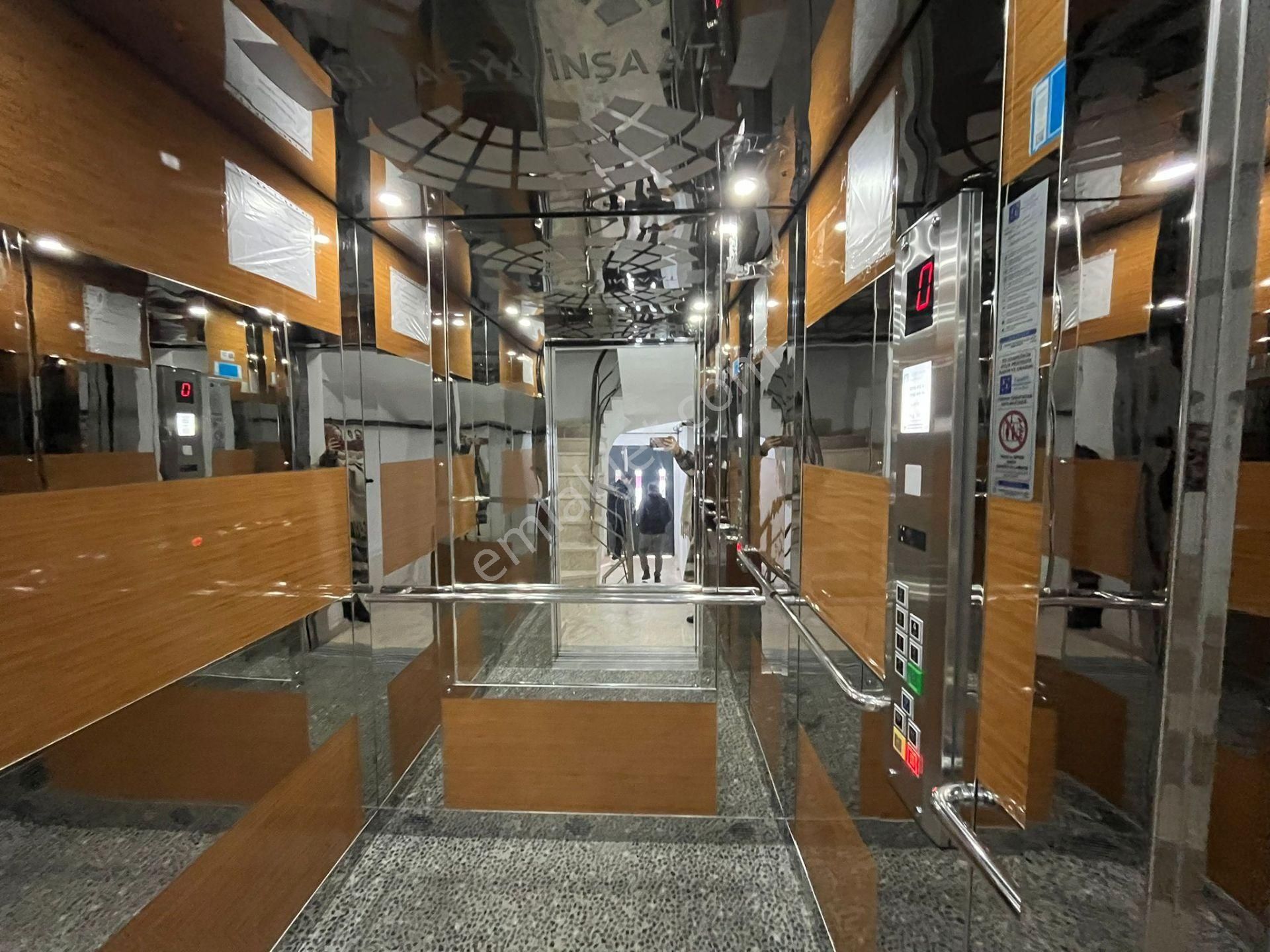 Sultanbeyli Necip Fazıl Mahallesi Geniş Ferah 2+1 Kiralık Daire - Görsel 4