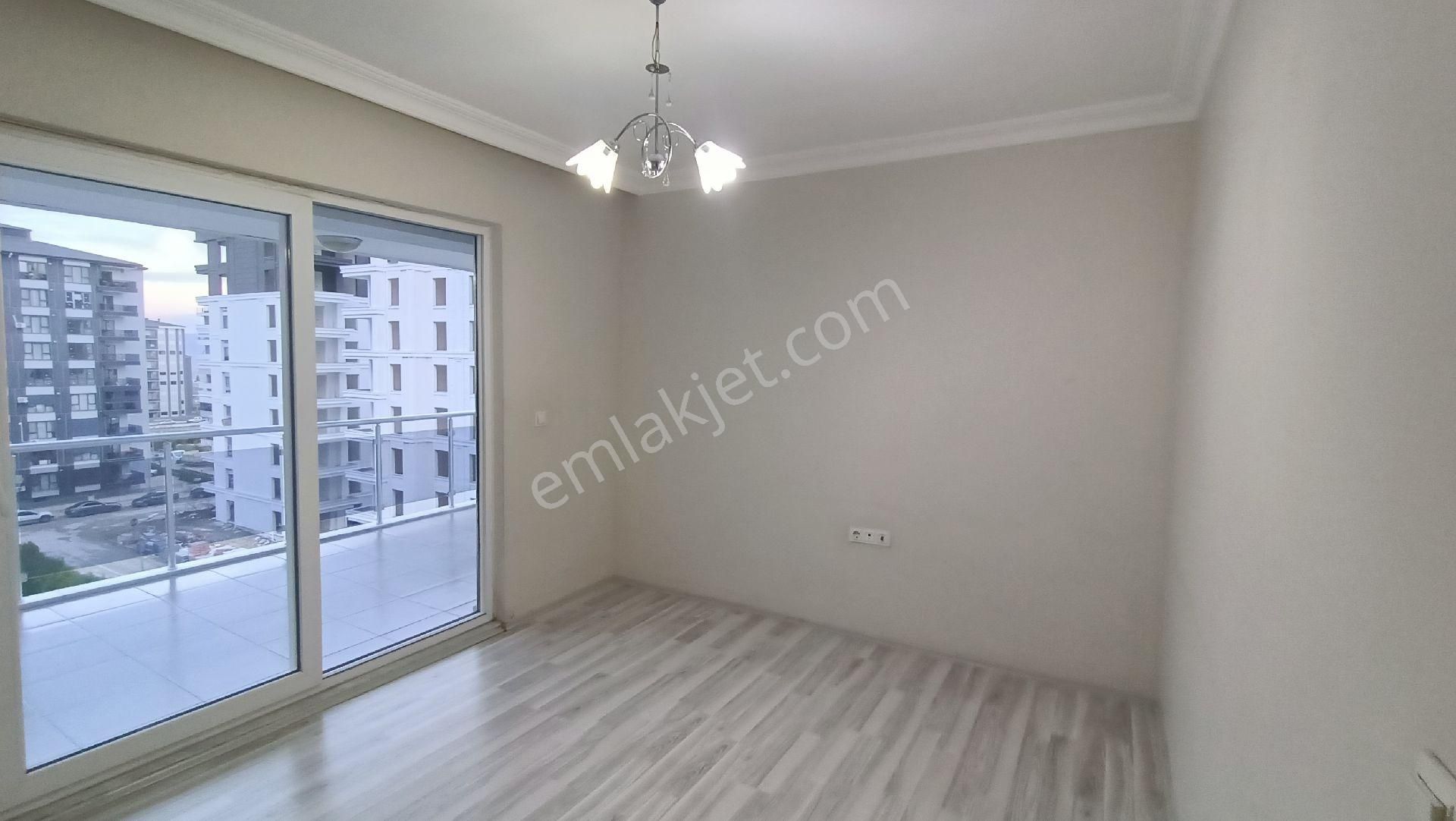 Tercih'ten Şemikler Cinkaya Bulvarı Üzerinde Site İçerisi Satılık Ara Kat Daire - Görsel 32