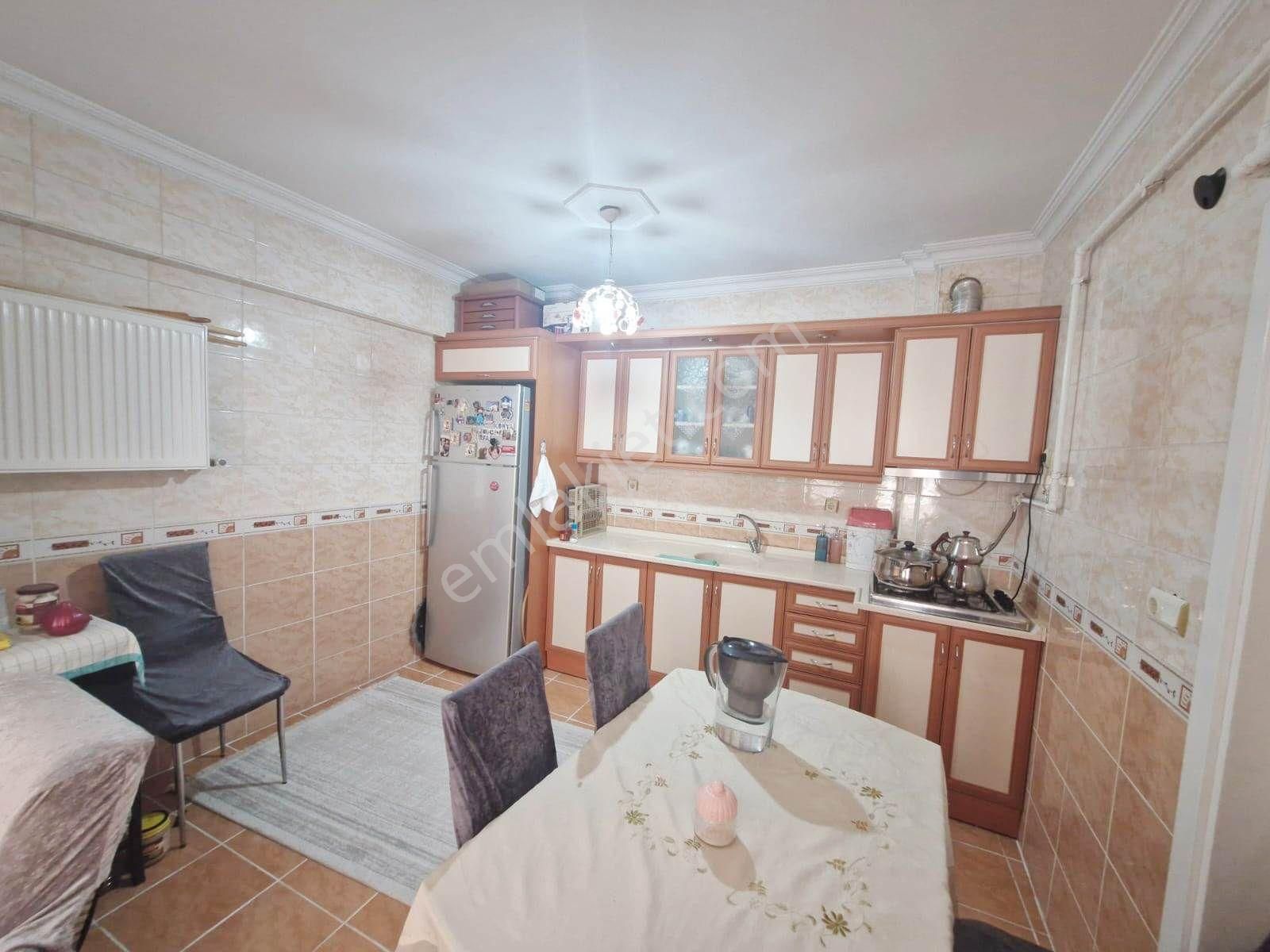 Yenibosna 2+1 3.kat Amerikan Mutfak Daire - Görsel 3