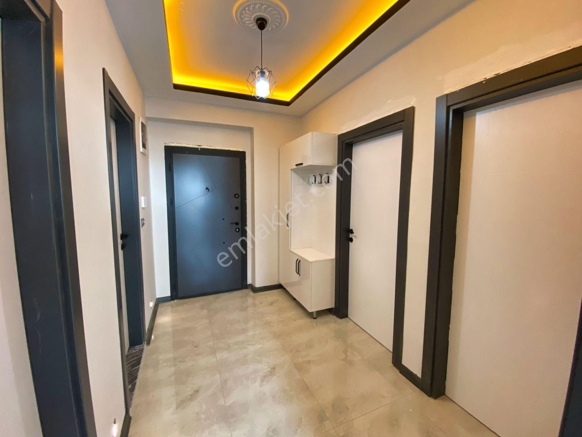 🔵🔵aktiften Darsofada Şehrin Merkezinde Modern Konfor; Ayrı Mutfaklı Şık Tasarıma Sahip 2+1 Daire - Görsel 26