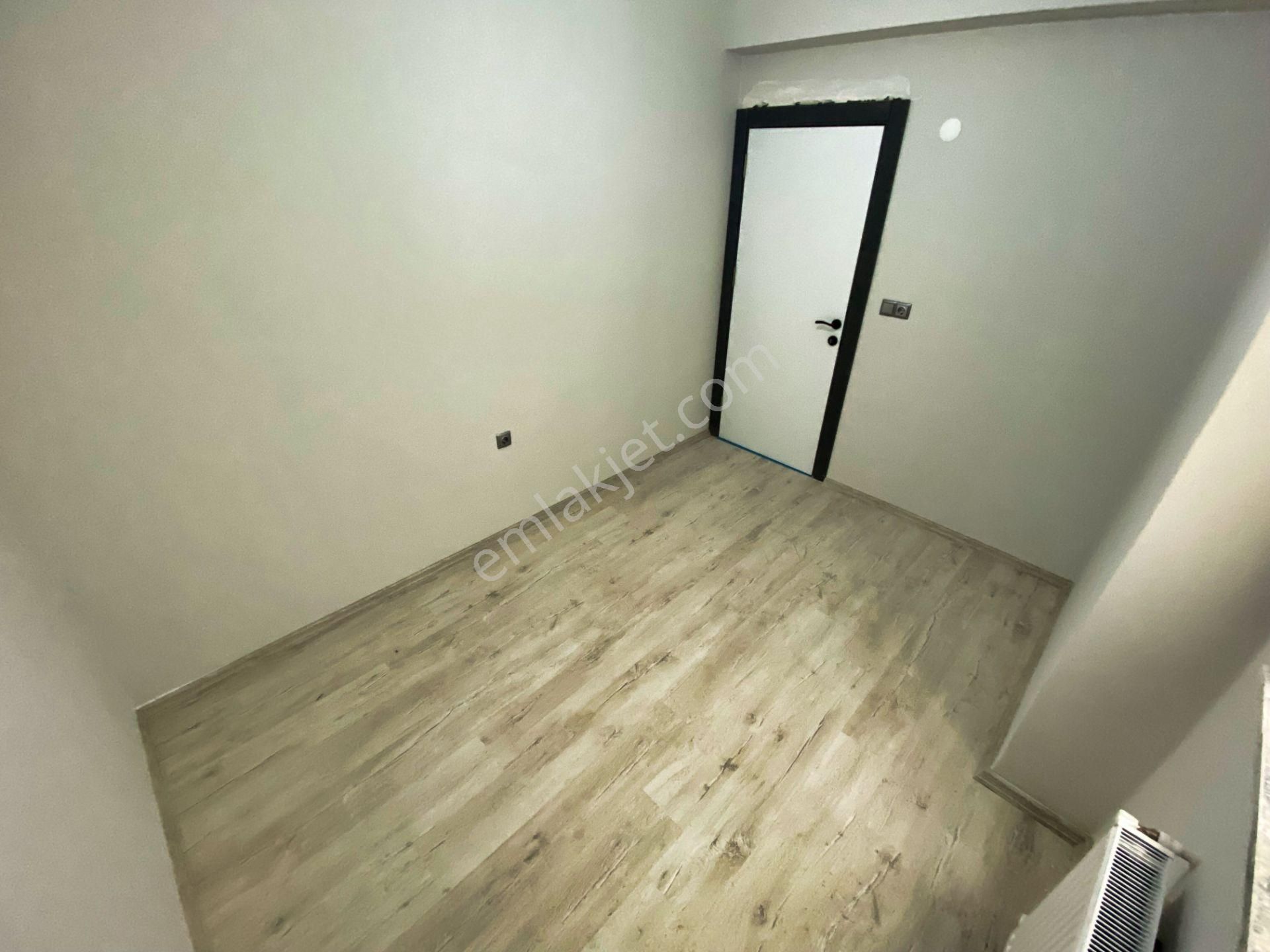 🔵🔵aktiften Darsofada Şehrin Merkezinde Modern Konfor; Ayrı Mutfaklı Şık Tasarıma Sahip 2+1 Daire - Görsel 23