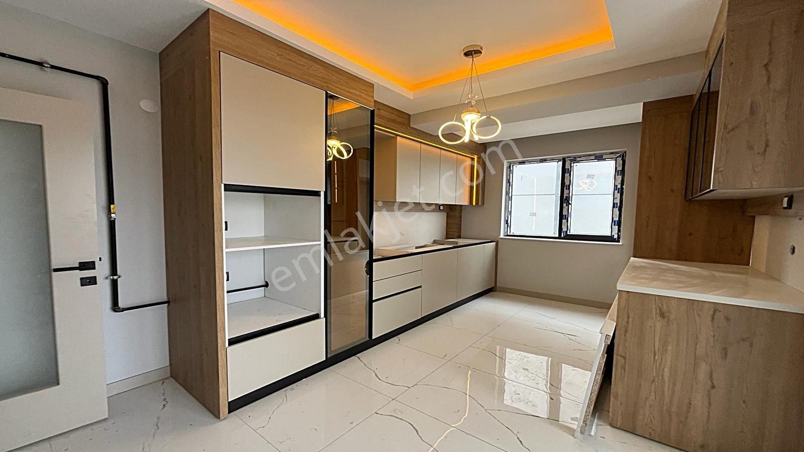 Yenikent Emlak'tan Yapıl Merkezde 2.600 Kredi 139m2 3+1 Satılık - Görsel 12