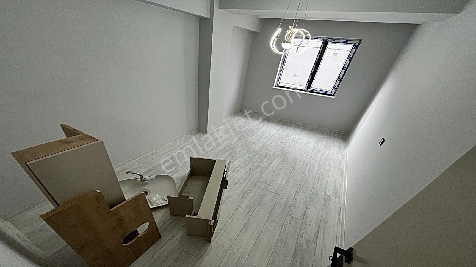 Yenikent Emlak'tan Yapıl Merkezde 2.600 Kredi 139m2 3+1 Satılık - Görsel 3