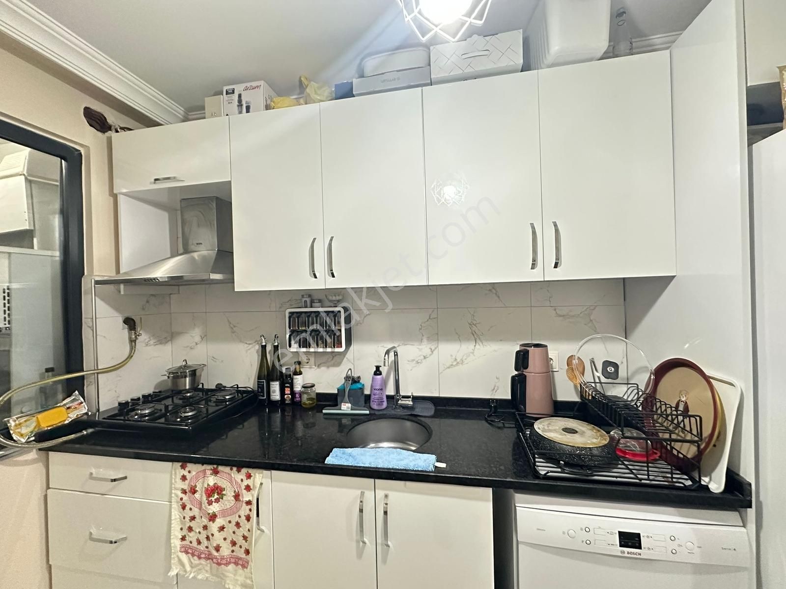 Silahtarağada Site İçinde Kapalı Otoparklı 2+1 Lüks Fırsat Daire - Görsel 14