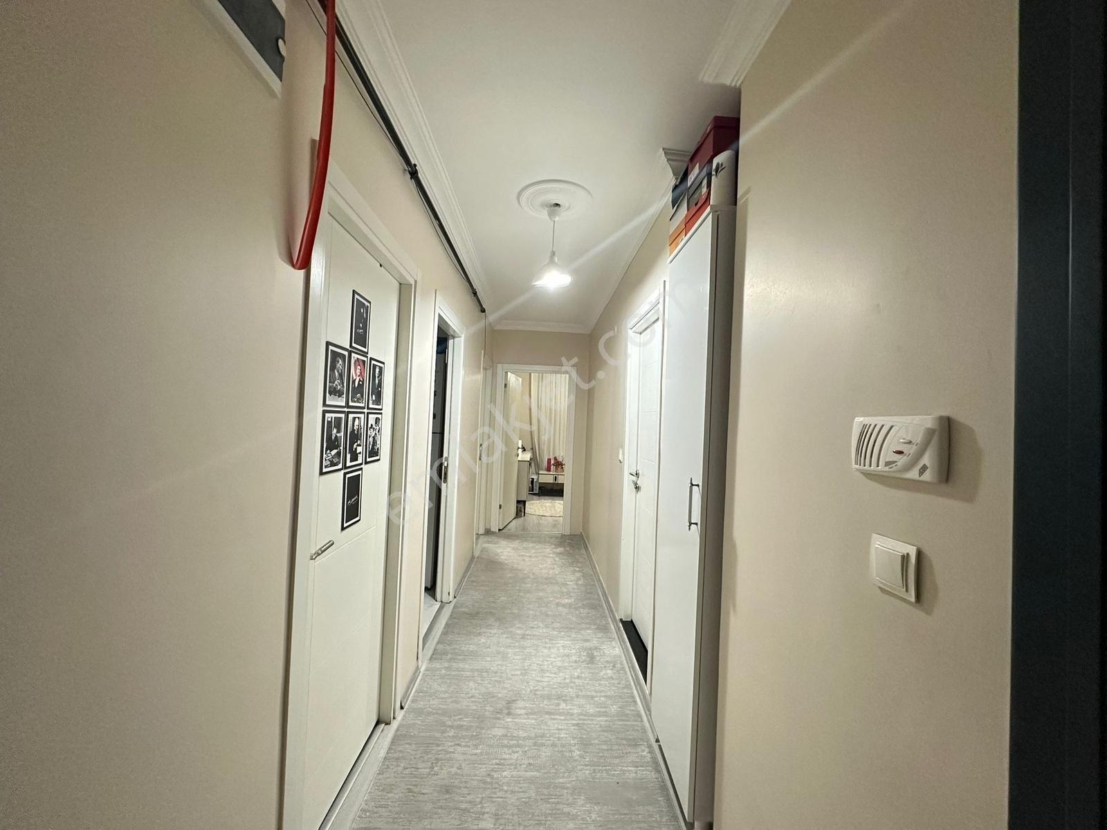 Silahtarağada Site İçinde Kapalı Otoparklı 2+1 Lüks Fırsat Daire - Görsel 15