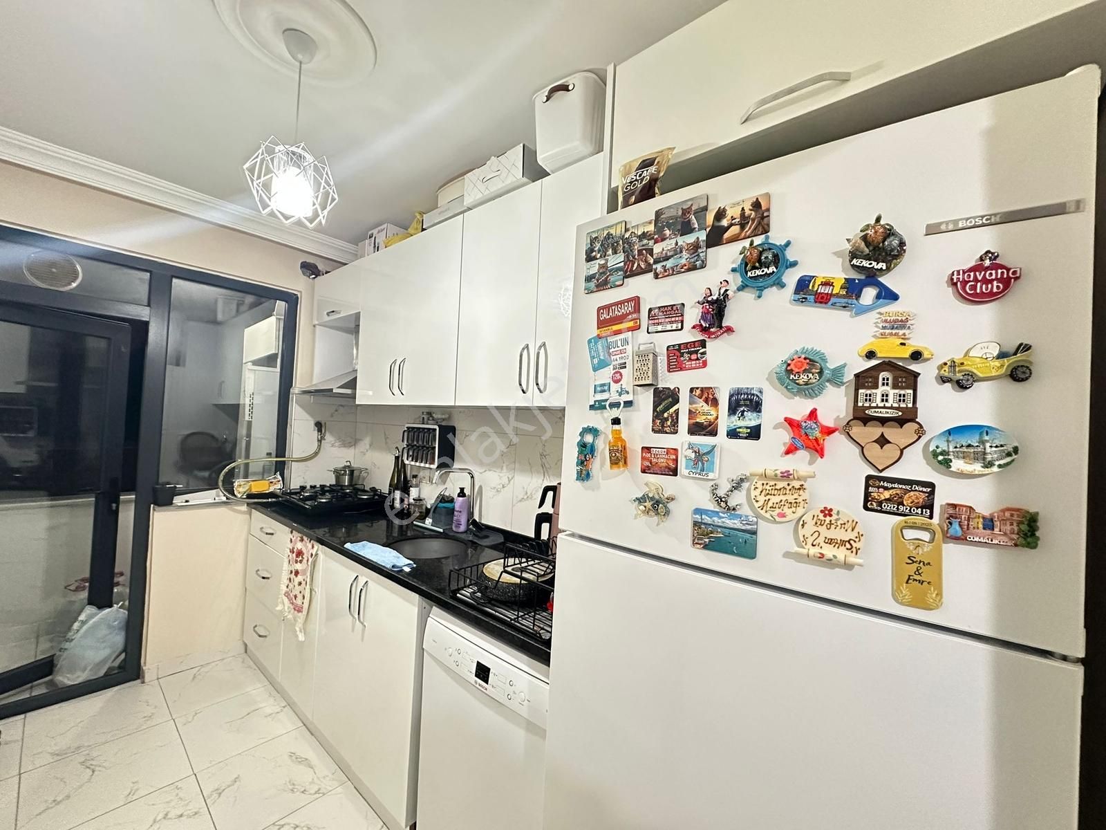 Silahtarağada Site İçinde Kapalı Otoparklı 2+1 Lüks Fırsat Daire - Görsel 5