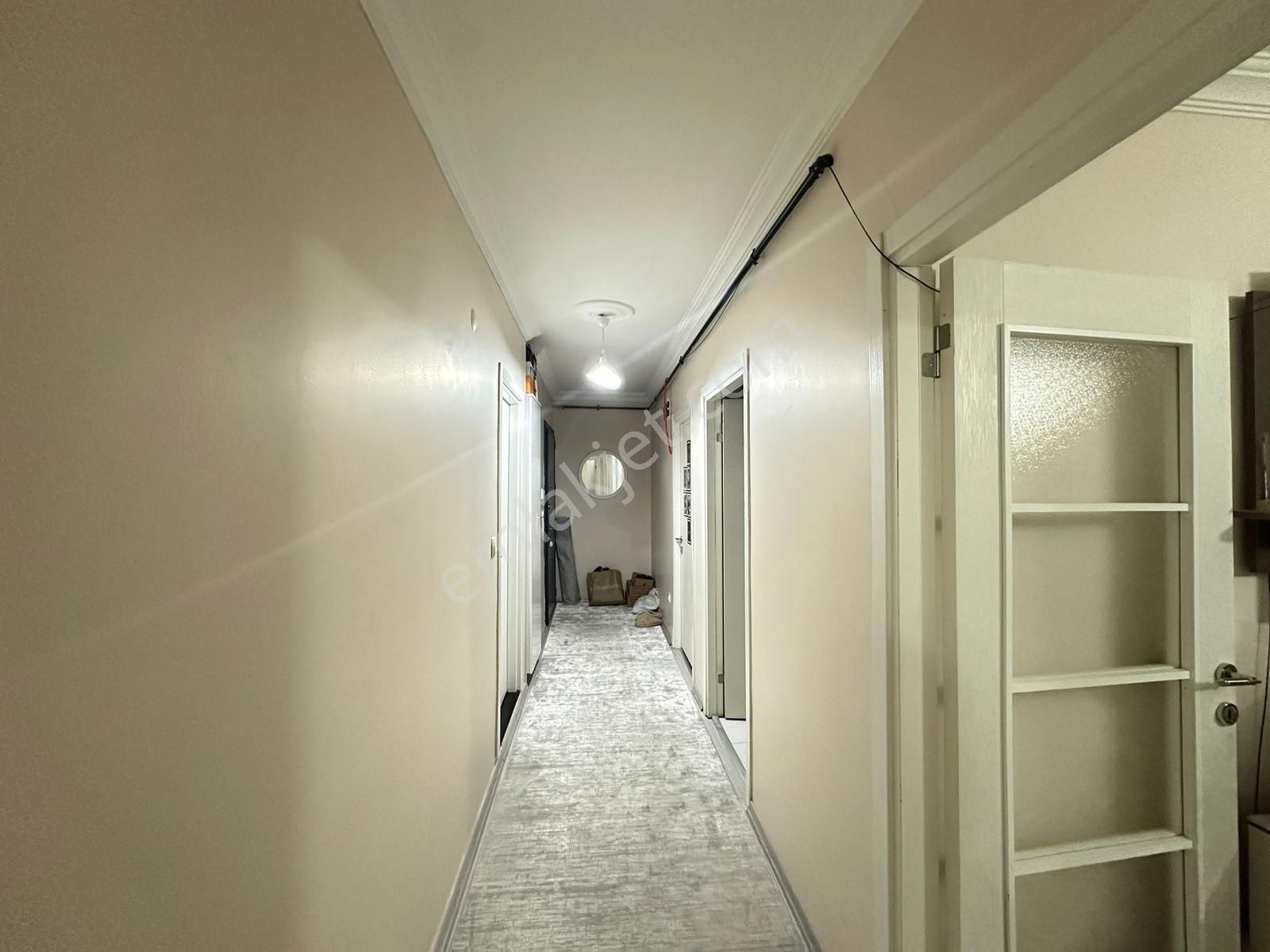 Silahtarağada Site İçinde Kapalı Otoparklı 2+1 Lüks Fırsat Daire - Görsel 16