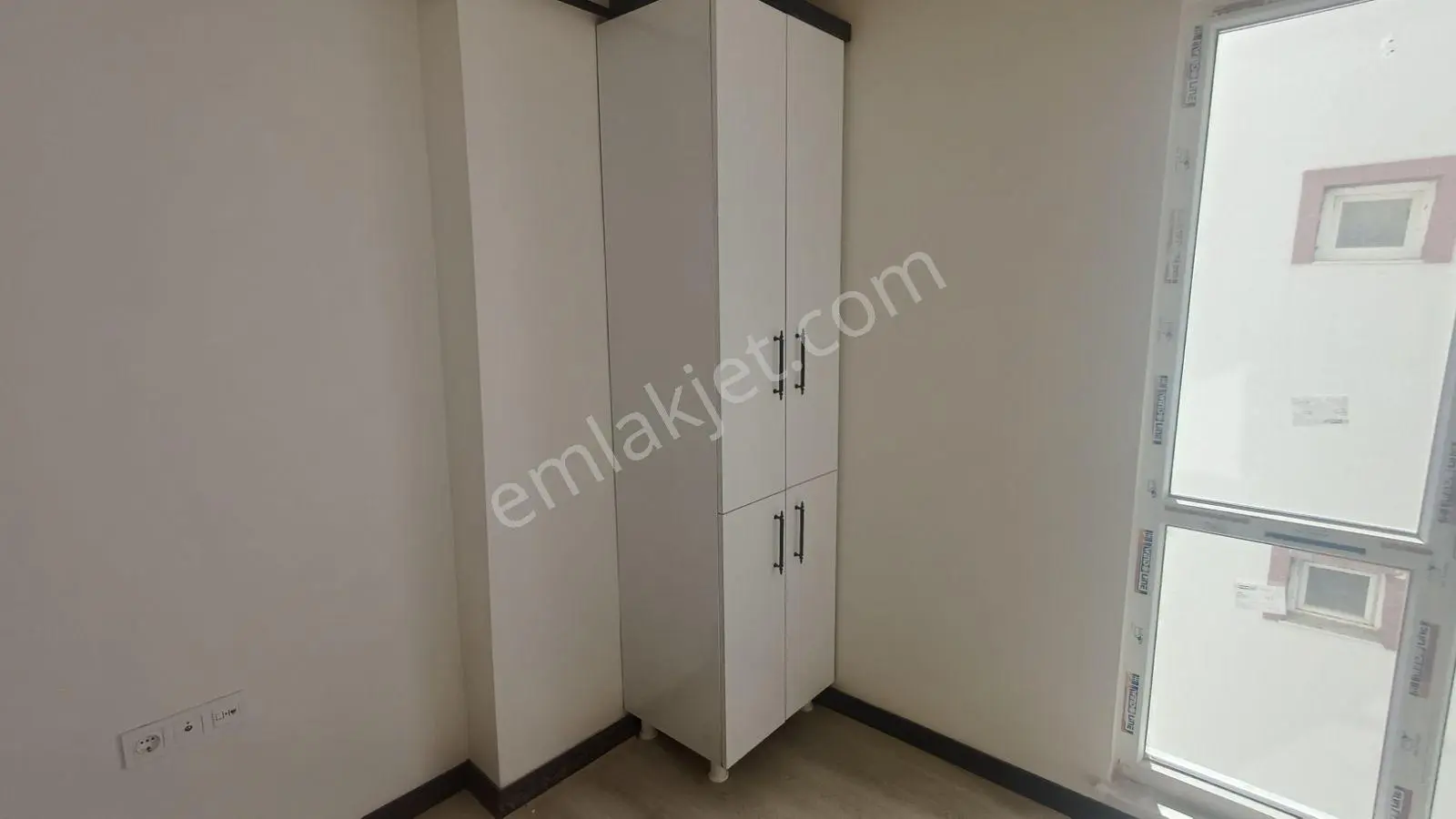 Yıldırım Beyazıt Mahallesinde Merkezi Konumda Kiralık 1+1 Daire - Görsel 22