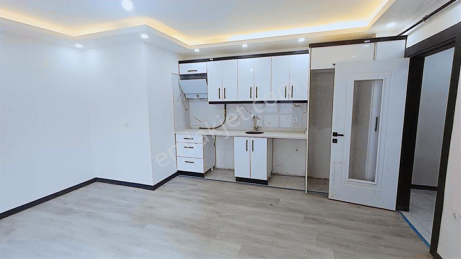 Yıldırım Beyazıt Mahallesinde Merkezi Konumda Kiralık 1+1 Daire