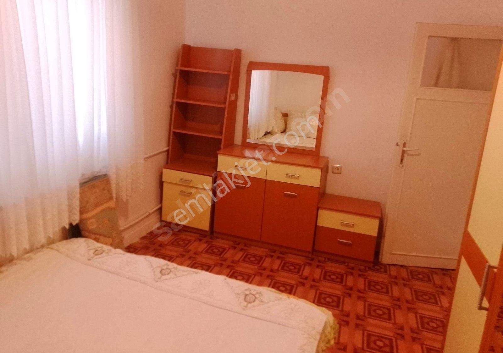 Metro Yakını Eşyalı Kiralık Daire Üst Kat Ön Cephe Güneş İçinde Eksiksiz - Görsel 8