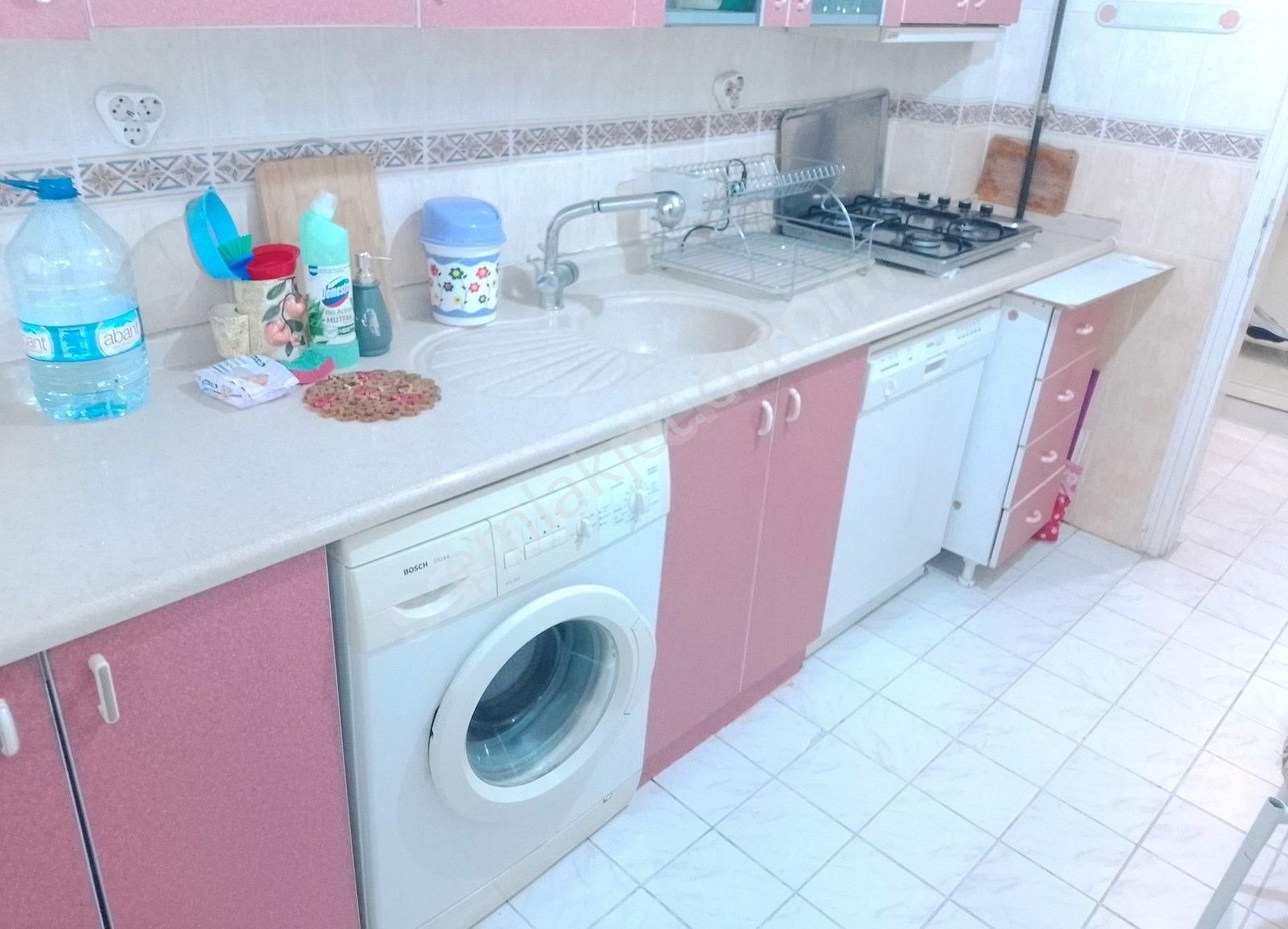 Metro Yakını Eşyalı Kiralık Daire Üst Kat Ön Cephe Güneş İçinde Eksiksiz - Görsel 6