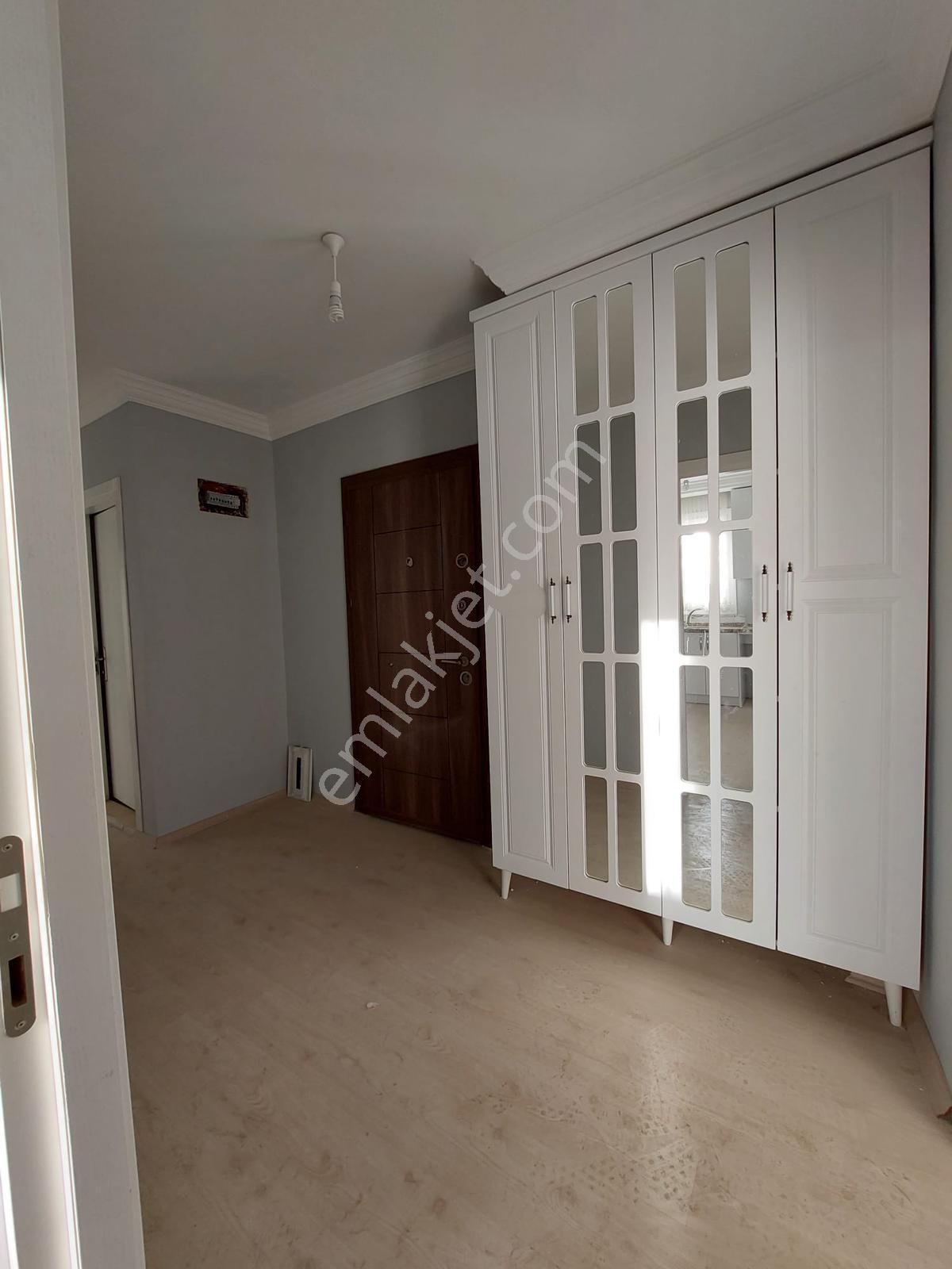 Adana Sarıçamda Akbaş Markete Yakın Çöplük Yolunda Doğalgazlı 3+1 Fırsat Kiralık Daire - Görsel 12