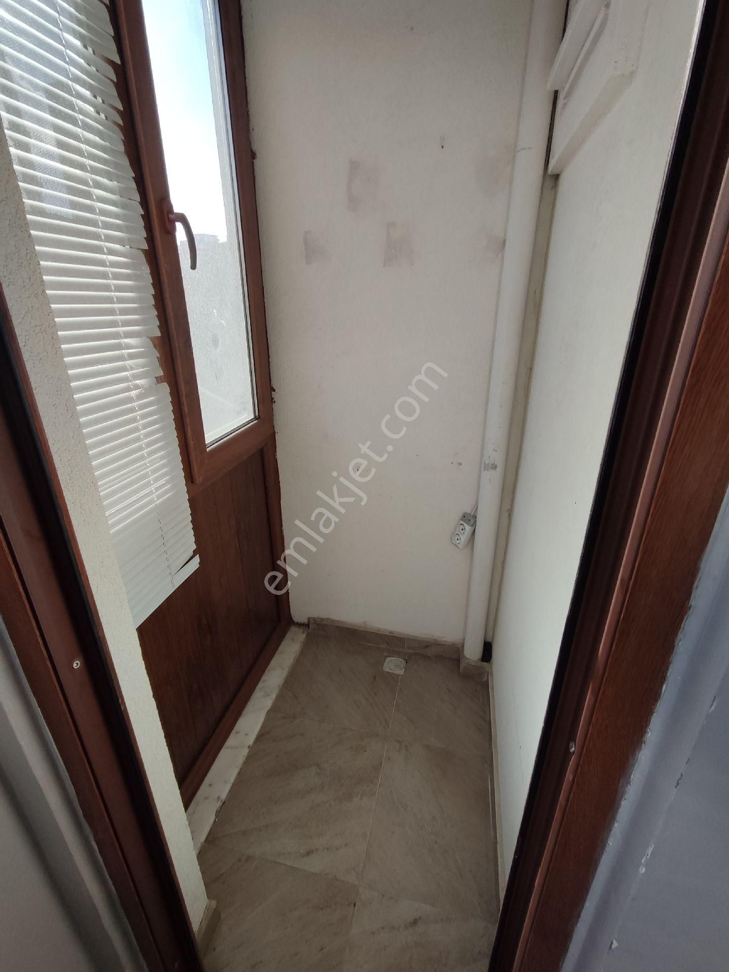 Atalar Mah Hastaneye Yakın Ebeveyn Banyolu - Görsel 5