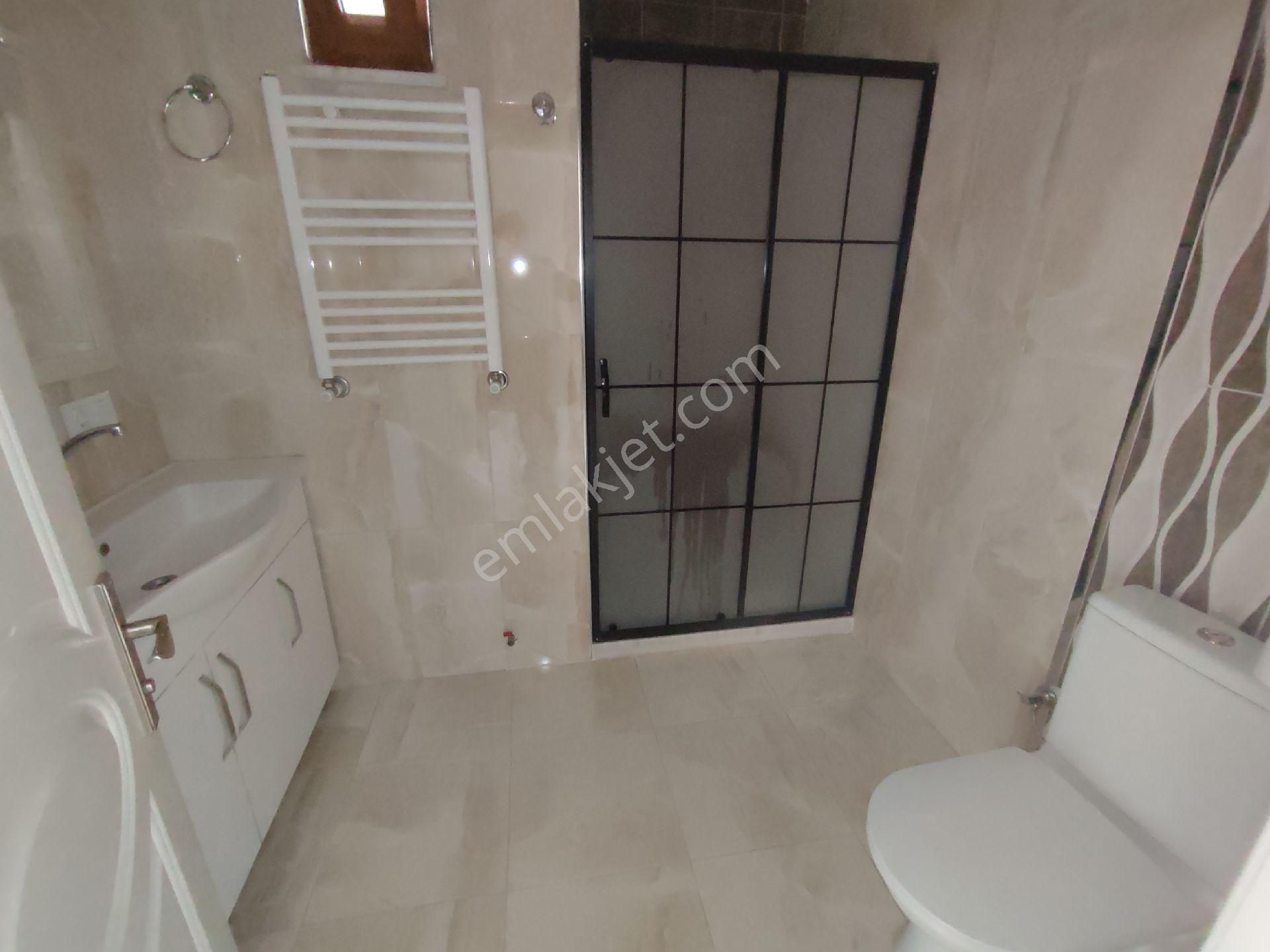 Atalar Mah Hastaneye Yakın Ebeveyn Banyolu - Görsel 14