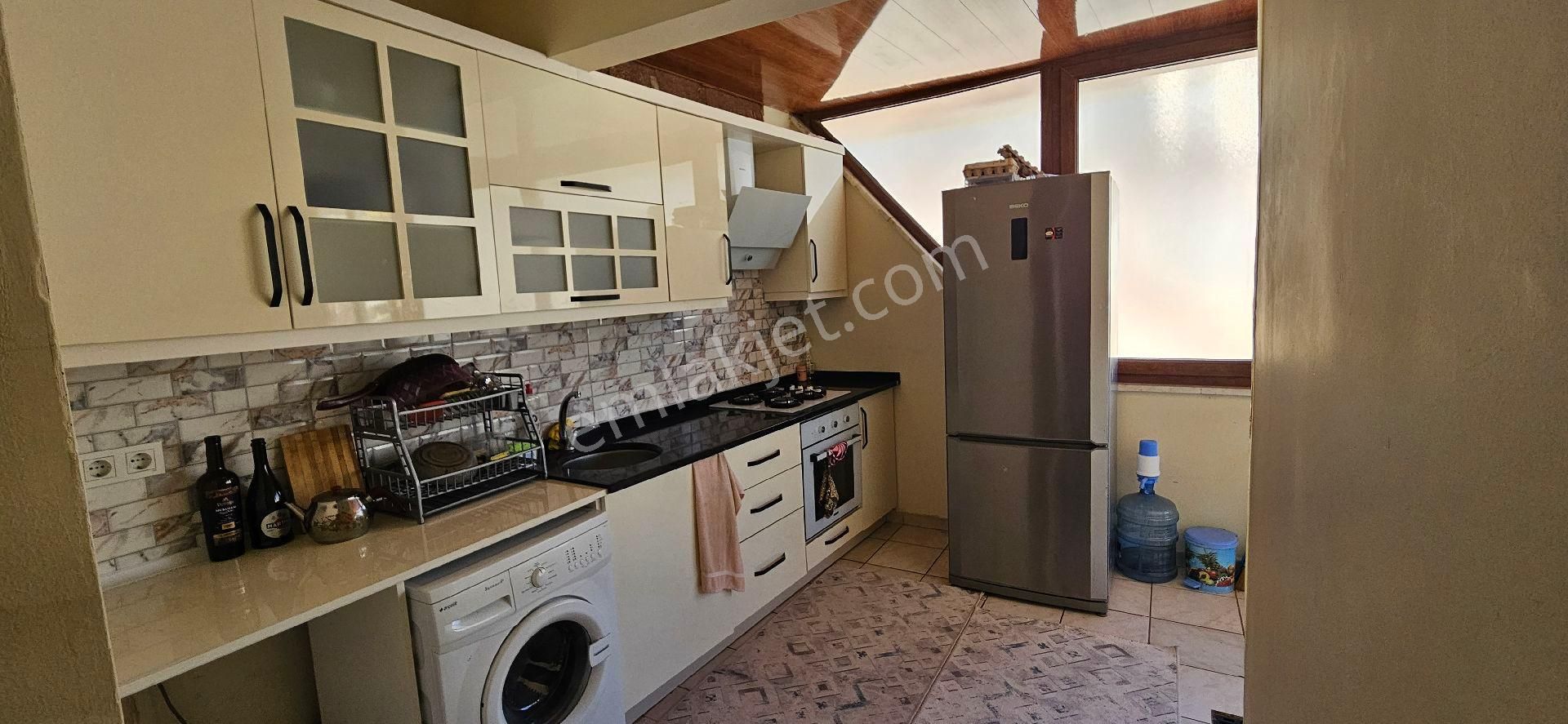 Alanya Şoförler Odası Civarında Kiralık Eşyalı Geniş Teraslı Asansörlü 2+1 - Görsel 16