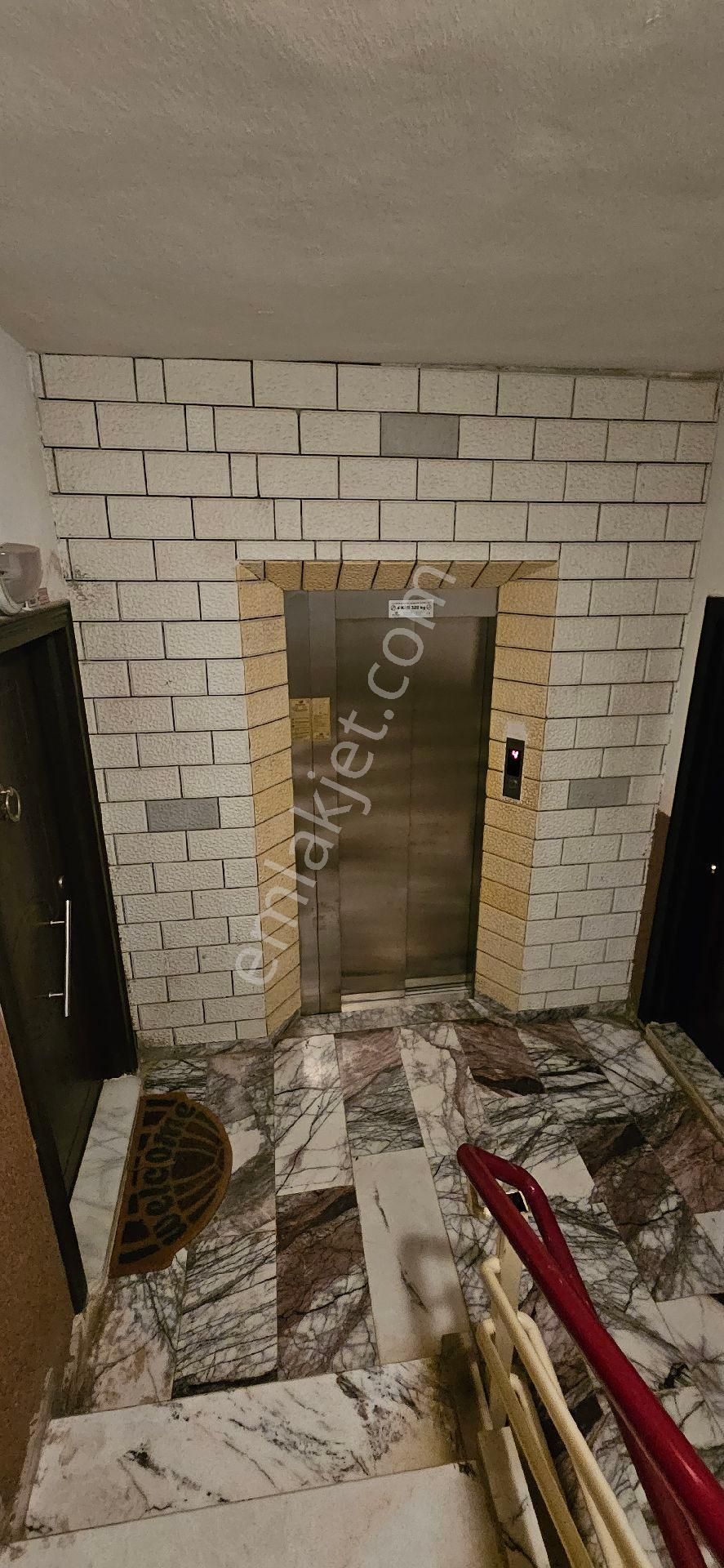 Alanya Şoförler Odası Civarında Kiralık Eşyalı Geniş Teraslı Asansörlü 2+1 - Görsel 11