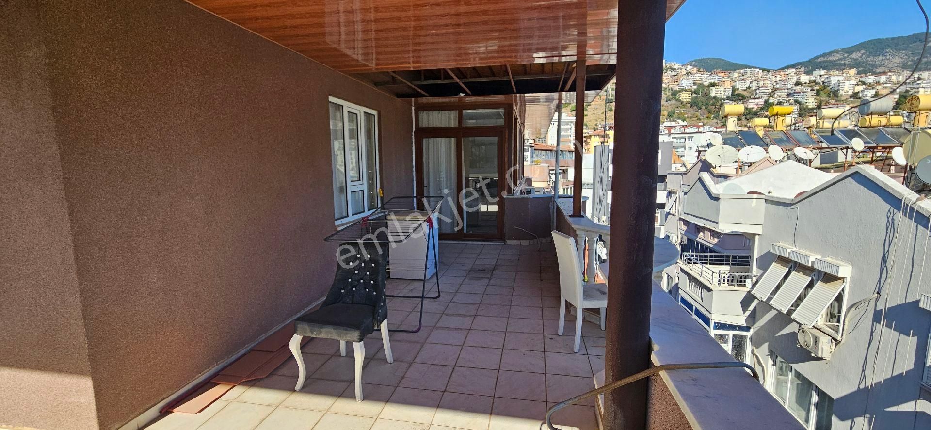 Alanya Şoförler Odası Civarında Kiralık Eşyalı Geniş Teraslı Asansörlü 2+1 - Görsel 4