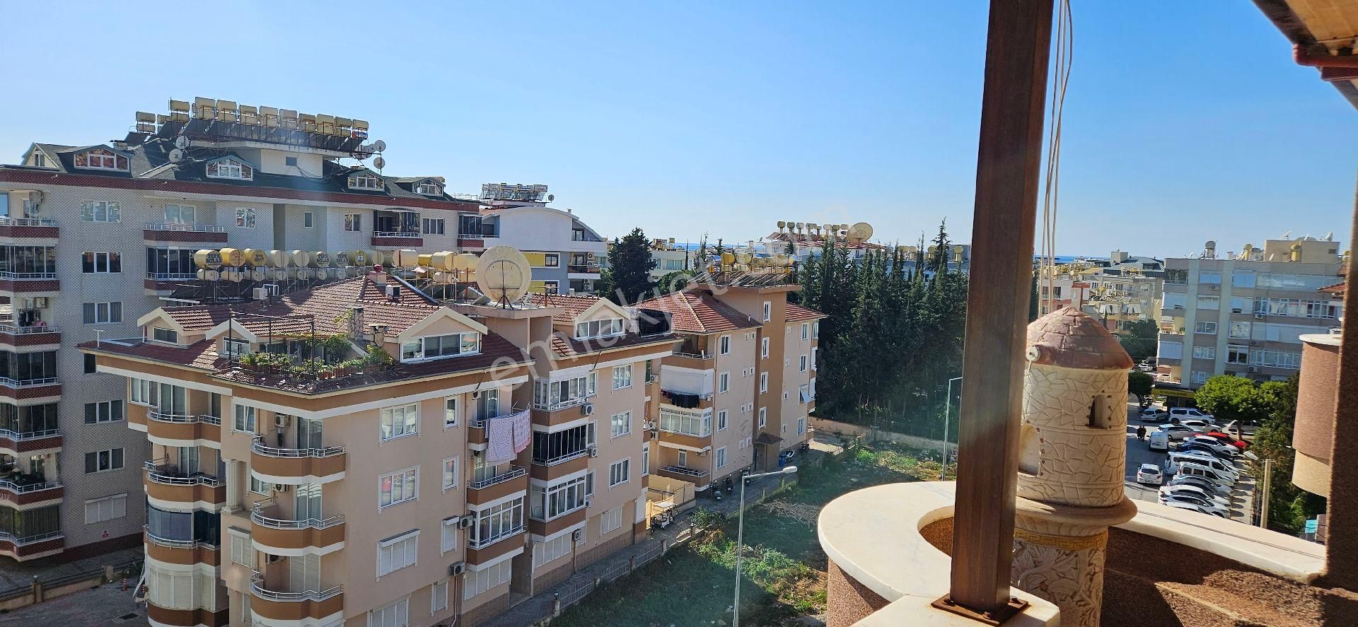 Alanya Şoförler Odası Civarında Kiralık Eşyalı Geniş Teraslı Asansörlü 2+1 - Görsel 6