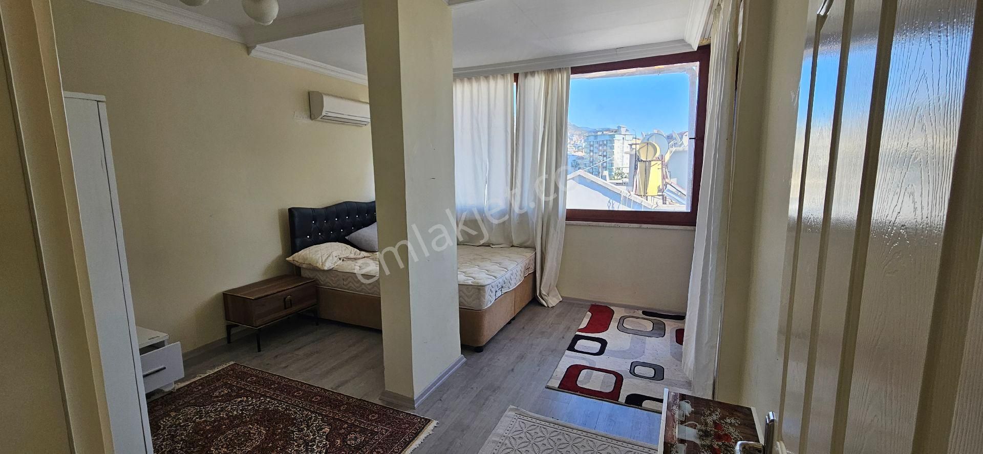 Alanya Şoförler Odası Civarında Kiralık Eşyalı Geniş Teraslı Asansörlü 2+1 - Görsel 9