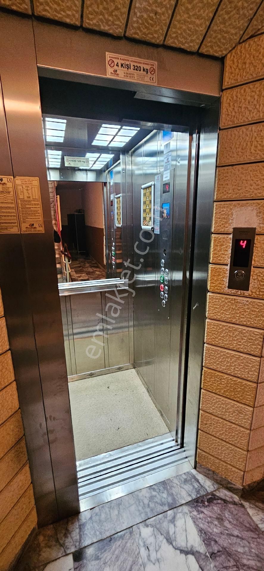 Alanya Şoförler Odası Civarında Kiralık Eşyalı Geniş Teraslı Asansörlü 2+1 - Görsel 12