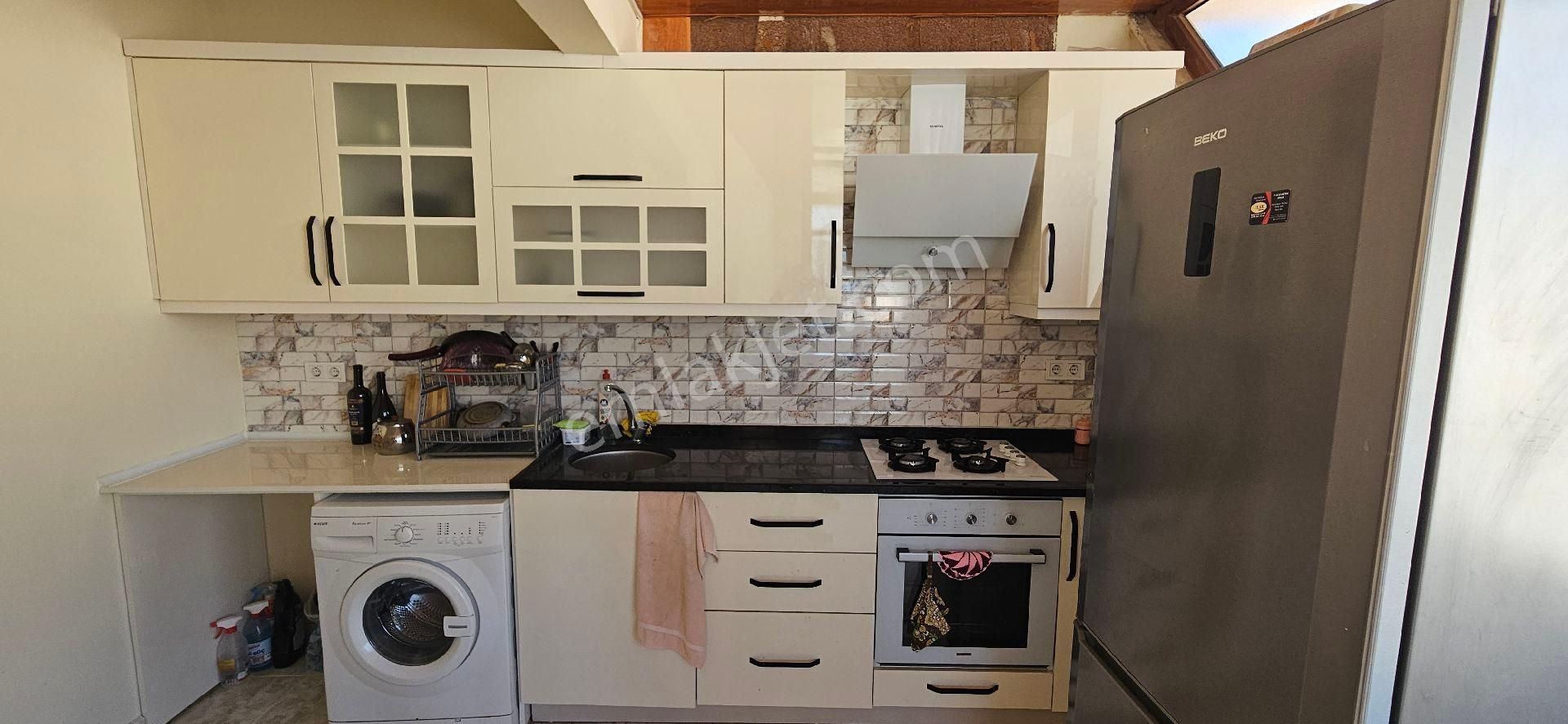 Alanya Şoförler Odası Civarında Kiralık Eşyalı Geniş Teraslı Asansörlü 2+1 - Görsel 17