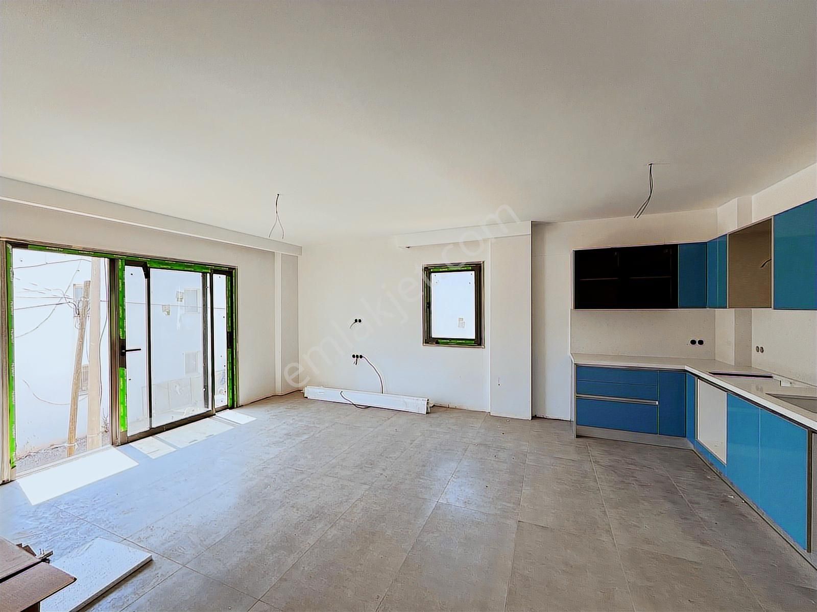 Bodrum Yalıçiftlik'te Satılık 2 + 1 Üst Kat & Bahçe Katları - Görsel 3