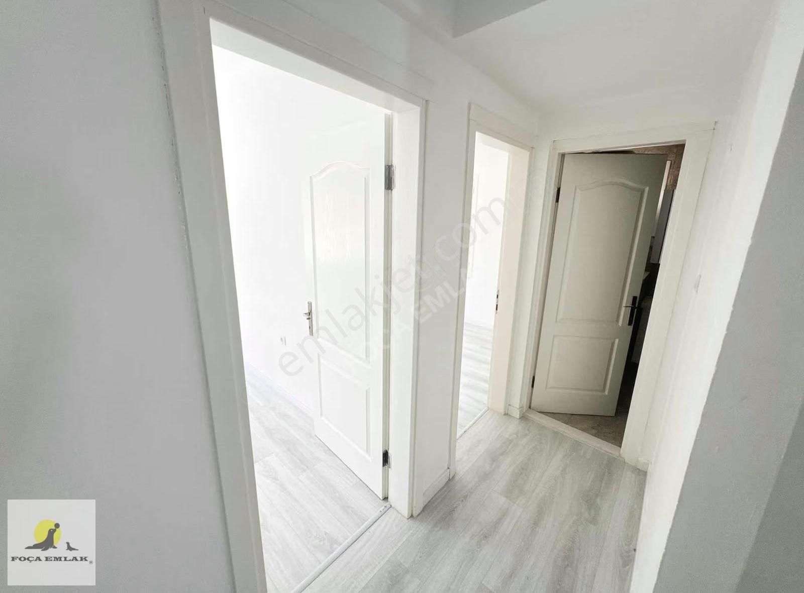 Foça Merkezde | Tadilatlı L Geniş Bahçeli | 3 Cepheli | Eşyasız - Görsel 14