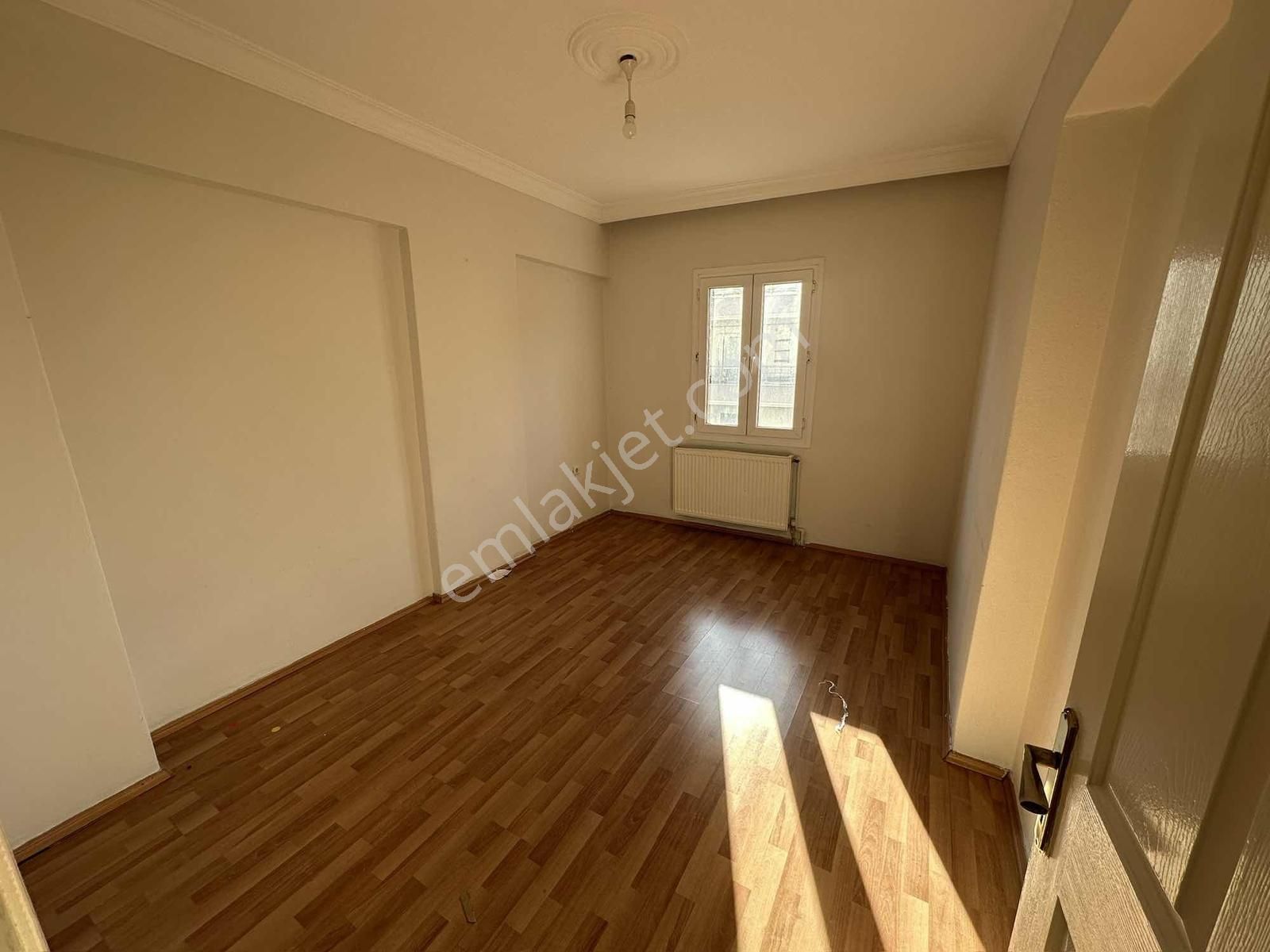 Bulut Emlak'tan Başarı Caddesi Yakını 110 M2 - 2+1 Asansörlü - Görsel 2