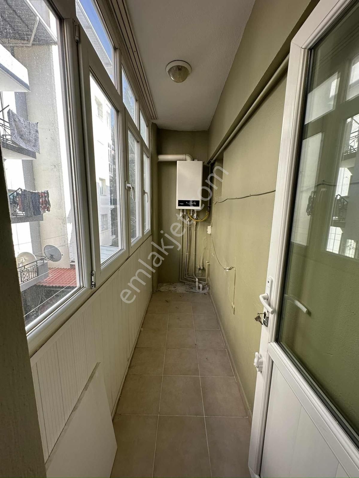 Bulut Emlak'tan Başarı Caddesi Yakını 110 M2 - 2+1 Asansörlü - Görsel 6