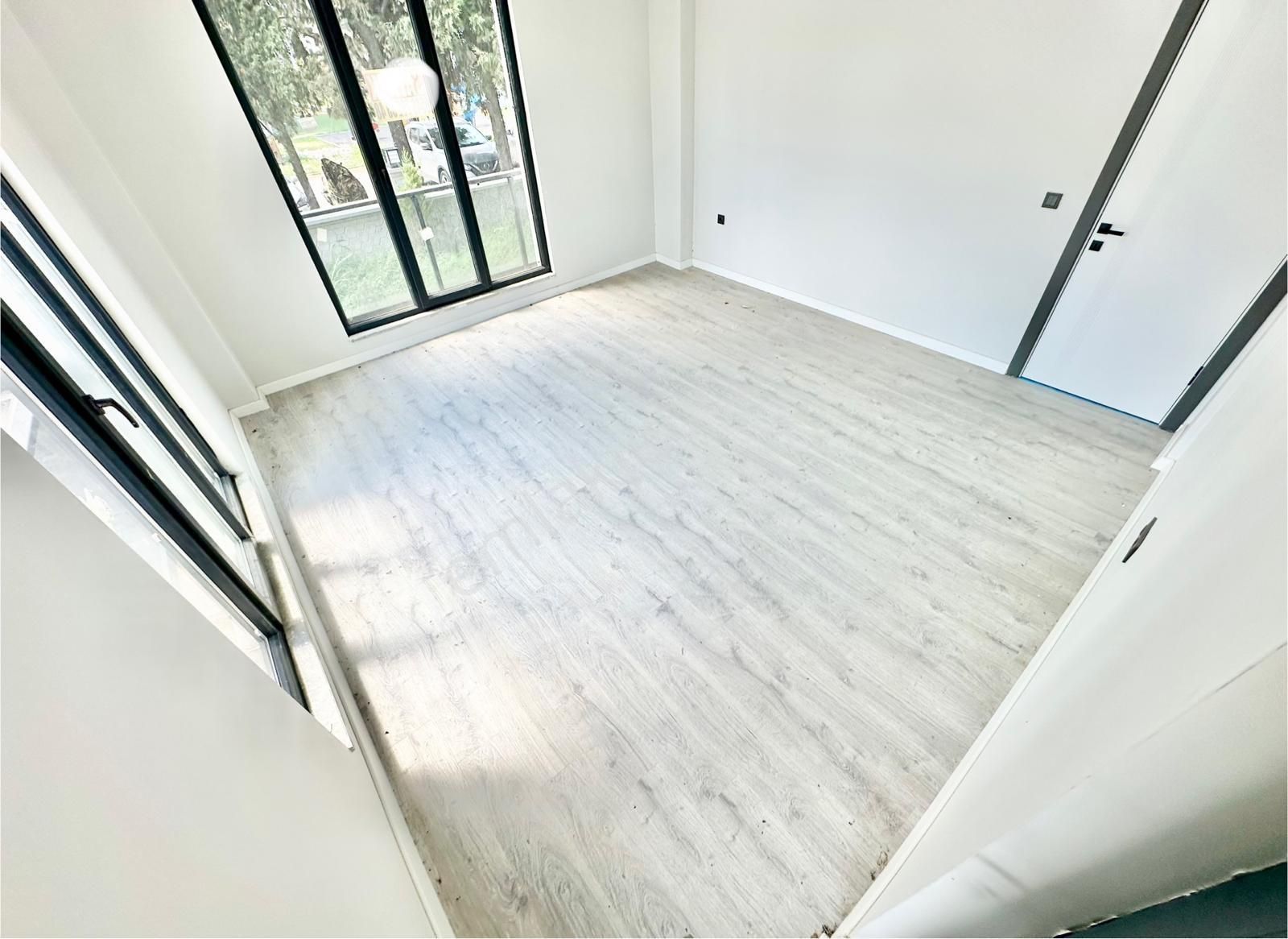 ꧁ay Emlak'tan꧂burhaniye Bahçelievler Örende Yerden Isıtmalı Devasaa Balkonlu Satılık 2+1 Daire - Görsel 13