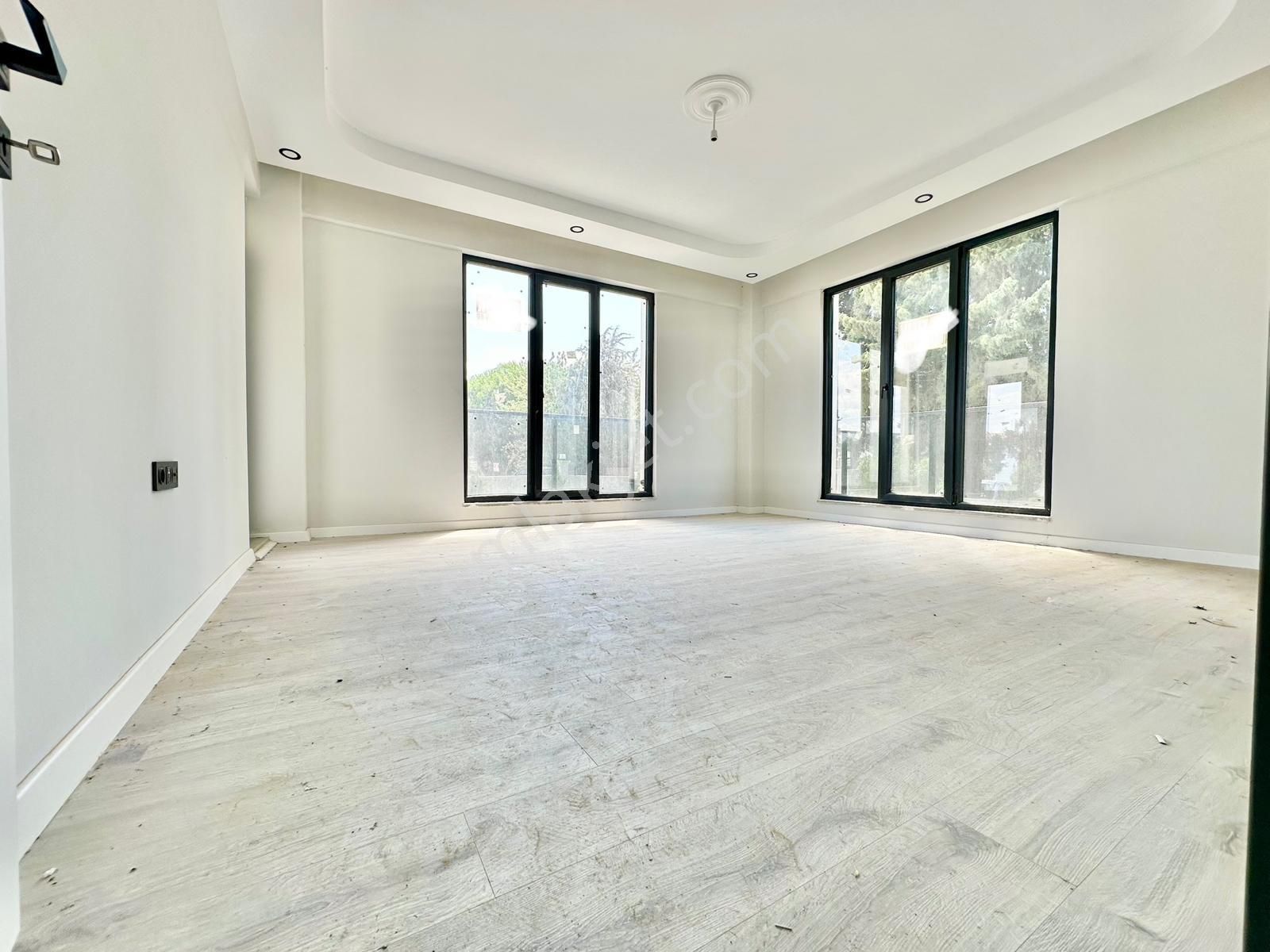 ꧁ay Emlak'tan꧂burhaniye Bahçelievler Örende Yerden Isıtmalı Devasaa Balkonlu Satılık 2+1 Daire - Görsel 14