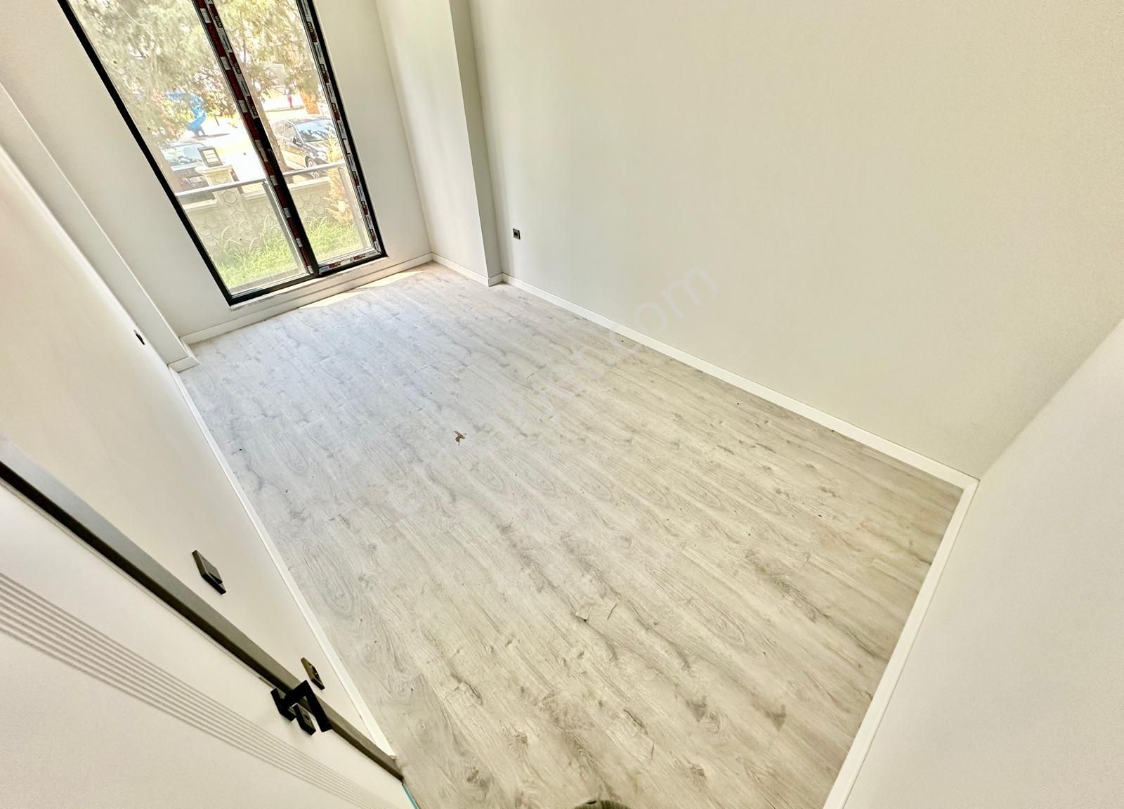 ꧁ay Emlak'tan꧂burhaniye Bahçelievler Örende Yerden Isıtmalı Devasaa Balkonlu Satılık 2+1 Daire - Görsel 21