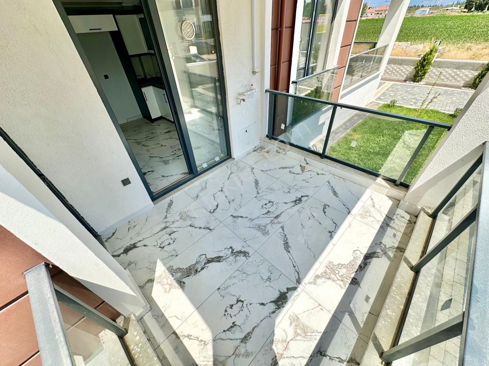 ꧁ay Emlak'tan꧂burhaniye Bahçelievler Örende Yerden Isıtmalı Devasaa Balkonlu Satılık 2+1 Daire - Görsel 9