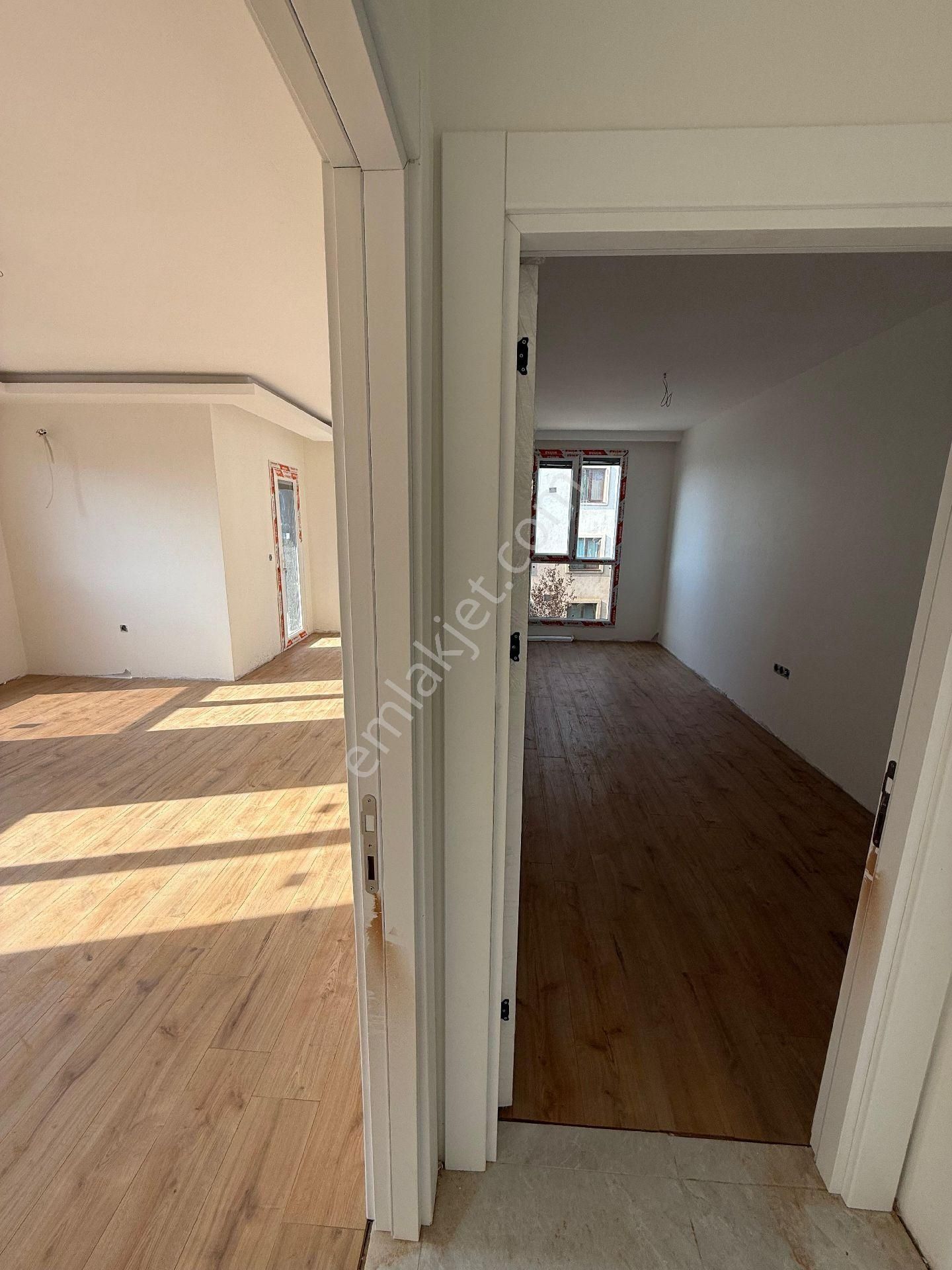 Para'dan Ebeveyn Banyolu Ara Katta Sıfır Ferah 2+1 Lüks Daire - Görsel 16