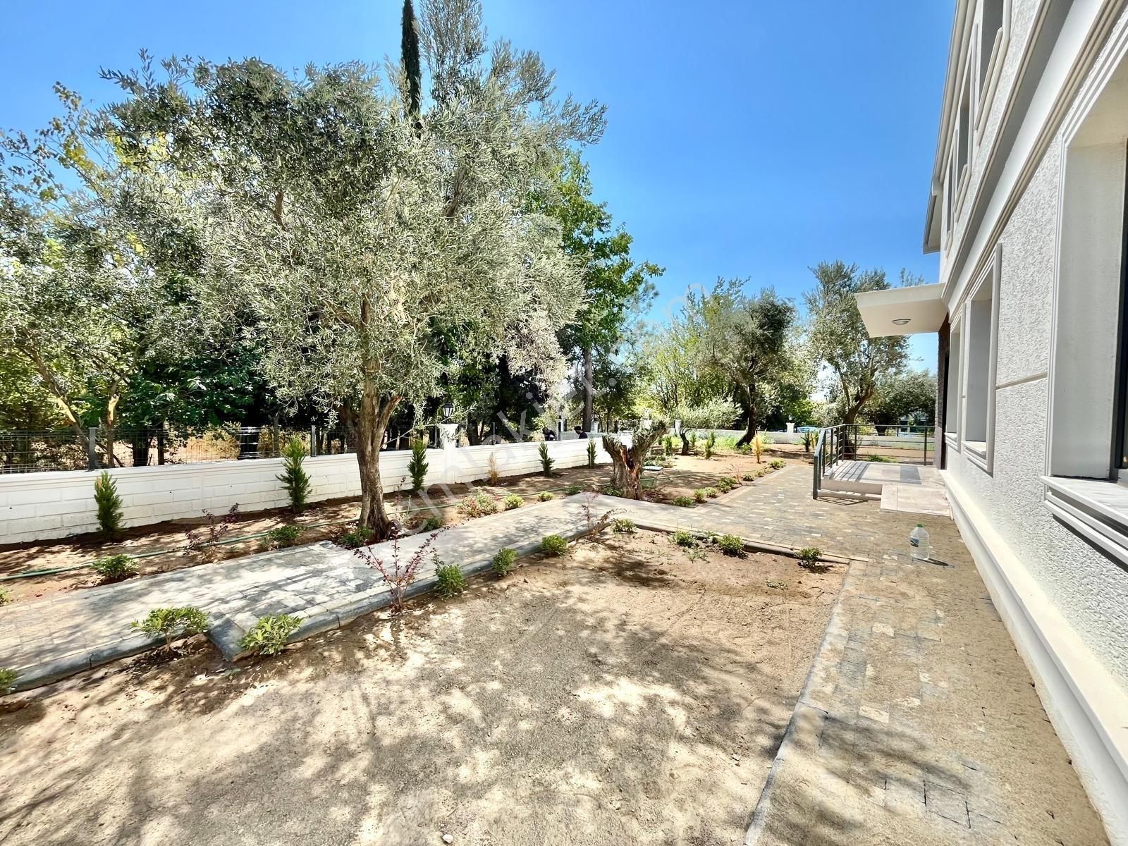 Gümüşden Gürede Modern Tasarımlı Müstakil Bahçeli Lüks 2+1 Daire - Görsel 17