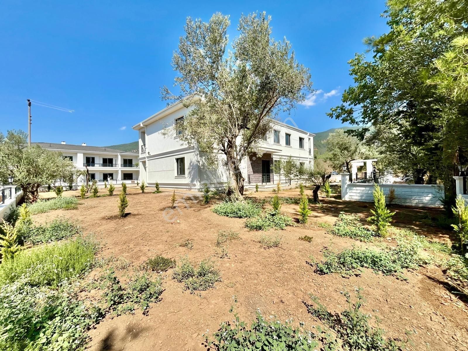 Gümüşden Gürede Modern Tasarımlı Müstakil Bahçeli Lüks 2+1 Daire - Görsel 14